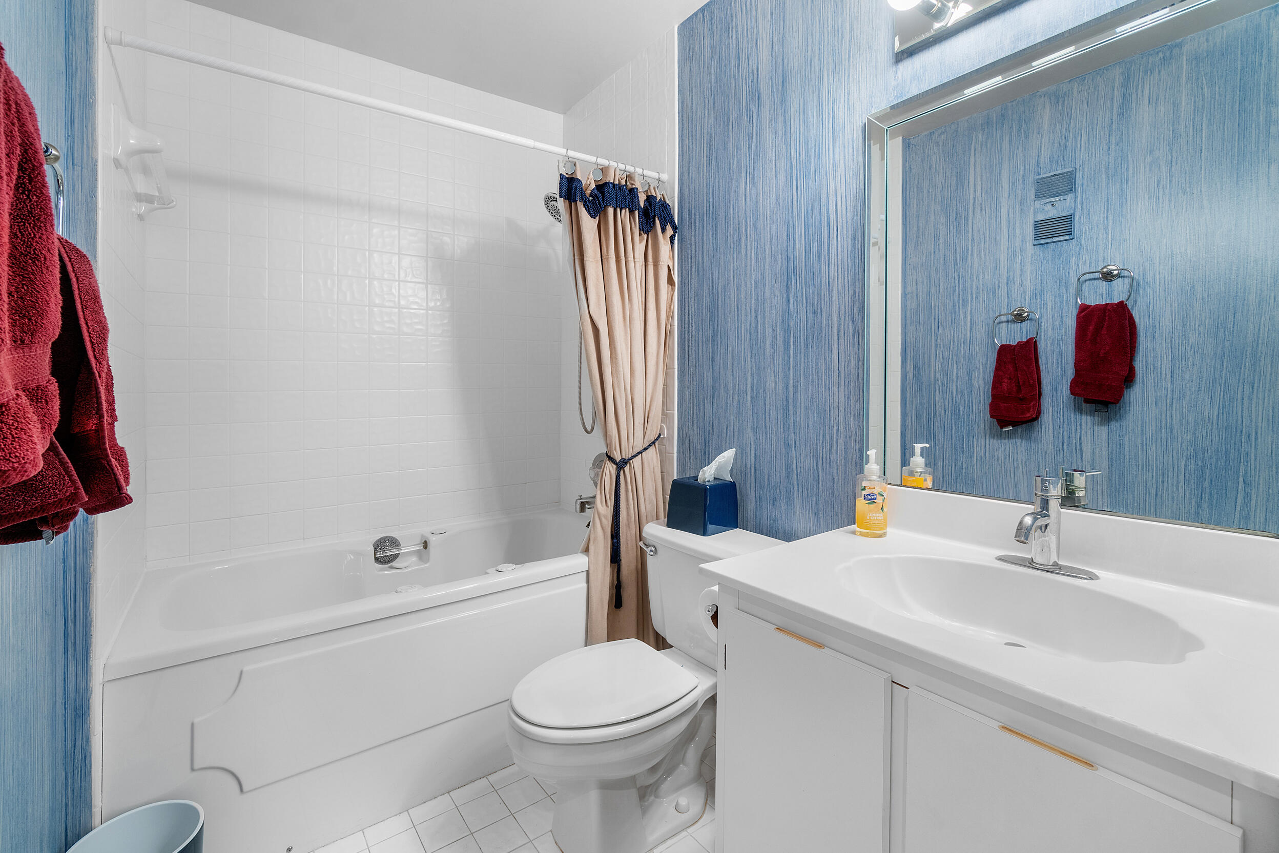9829 Seacrest Circle 202 Property Photo 22
