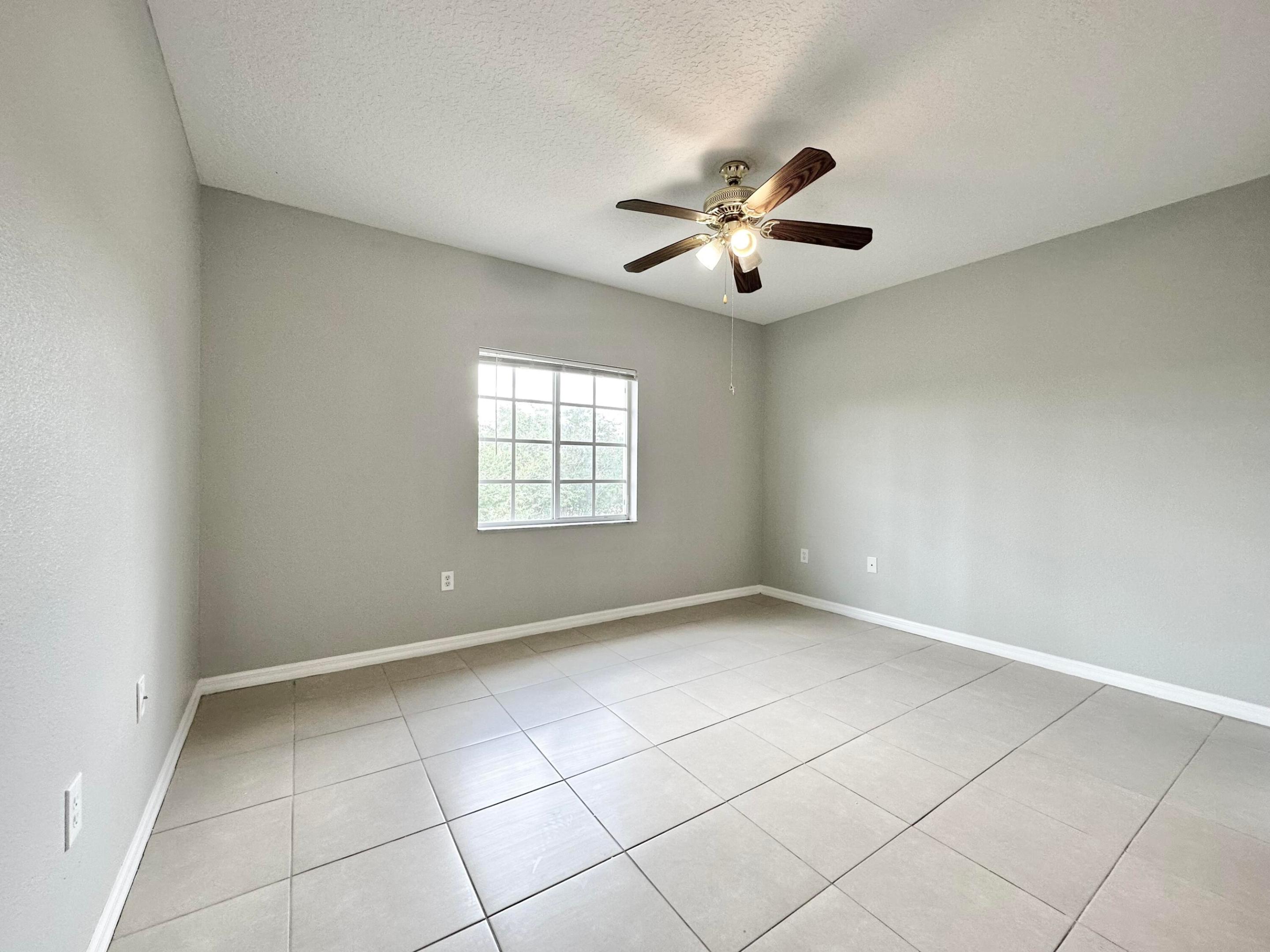 9604 Seadale Court 201 Property Photo 11