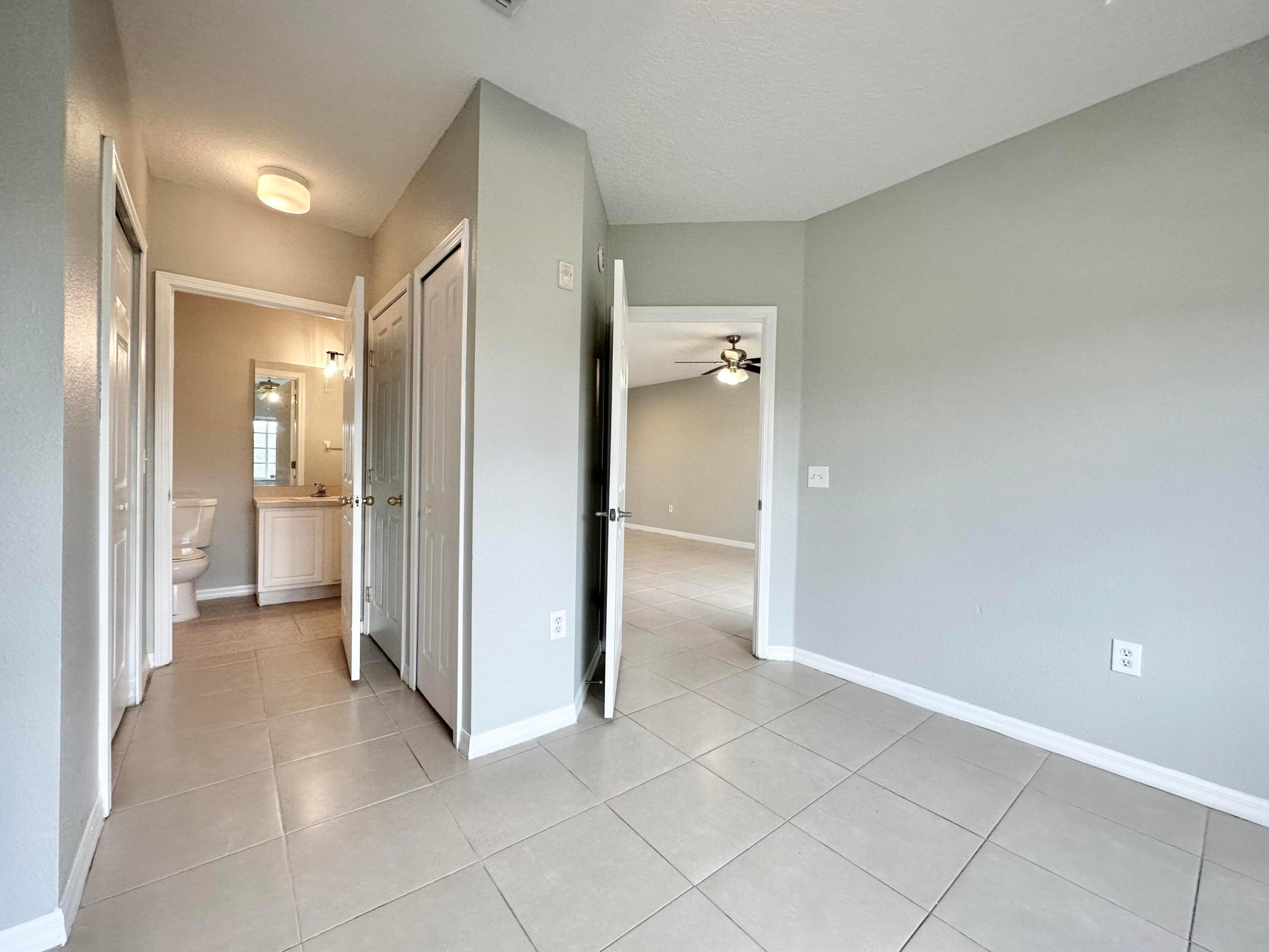 9604 Seadale Court 201 Property Photo 12