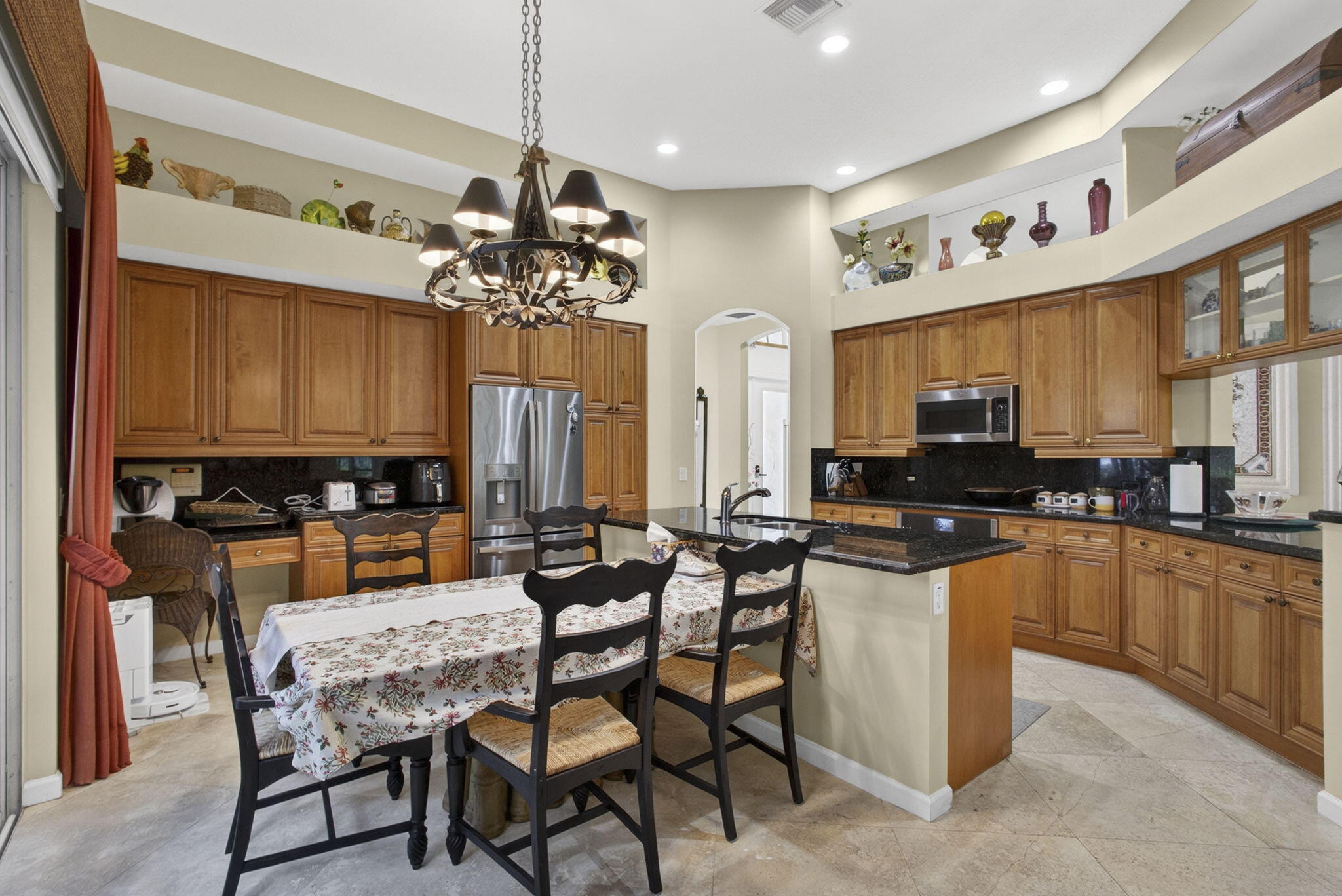 10880 Northgreen Drive Property Photo 7