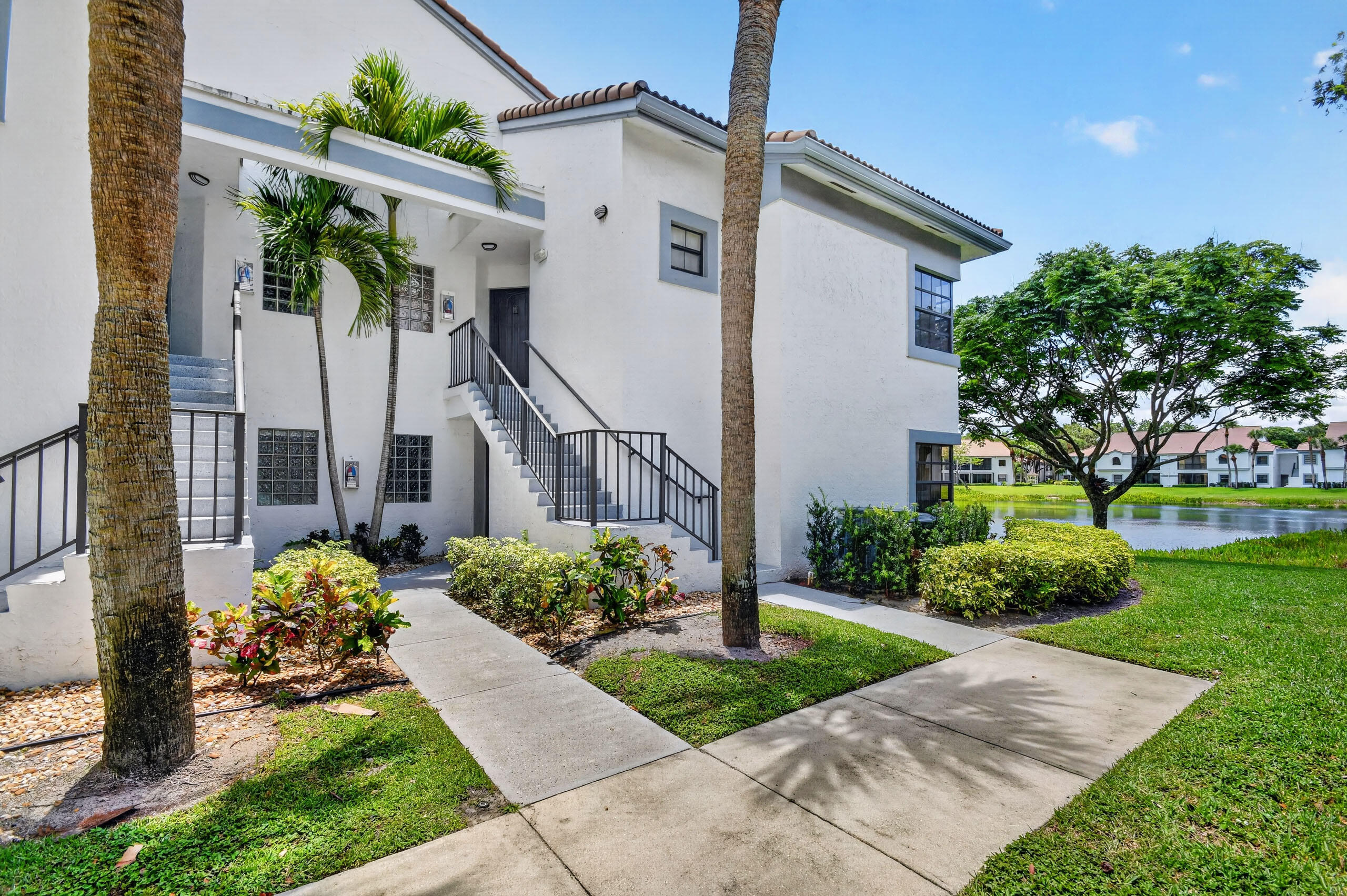 5394 Firenze Drive M Property Photo 3