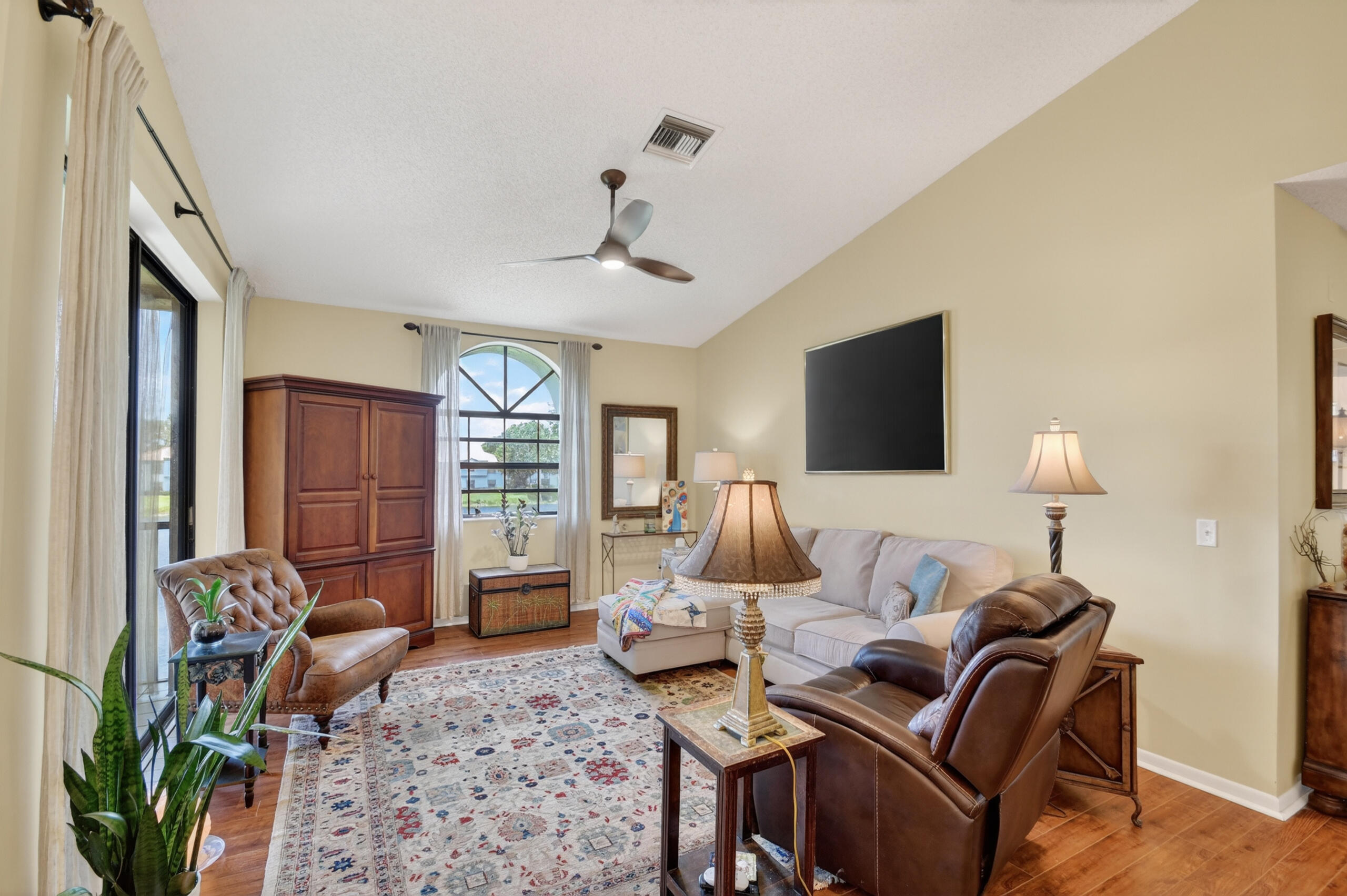 5394 Firenze Drive M Property Photo 15