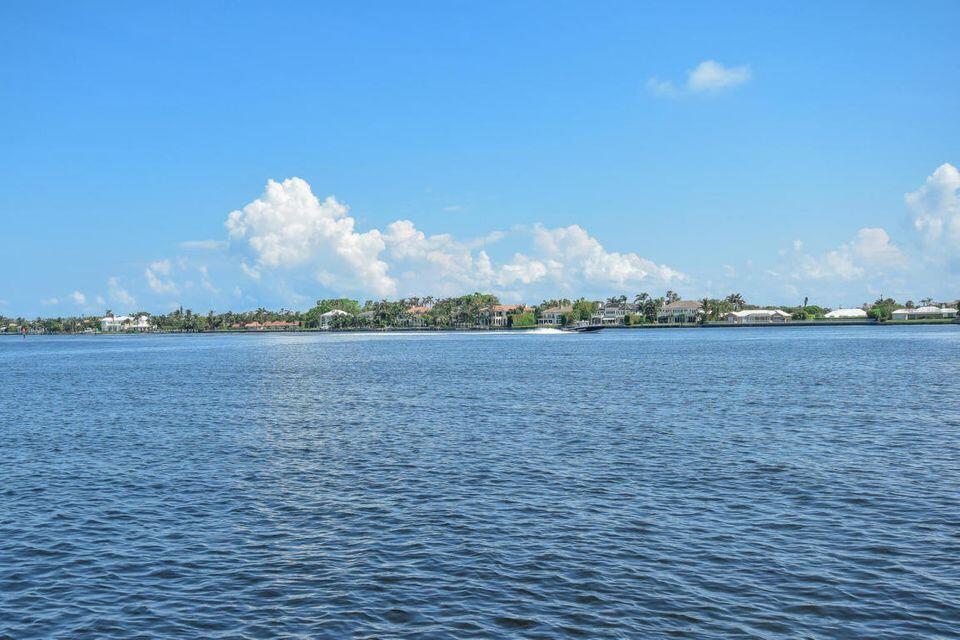 140 Yacht Club Way 206 Property Photo 25