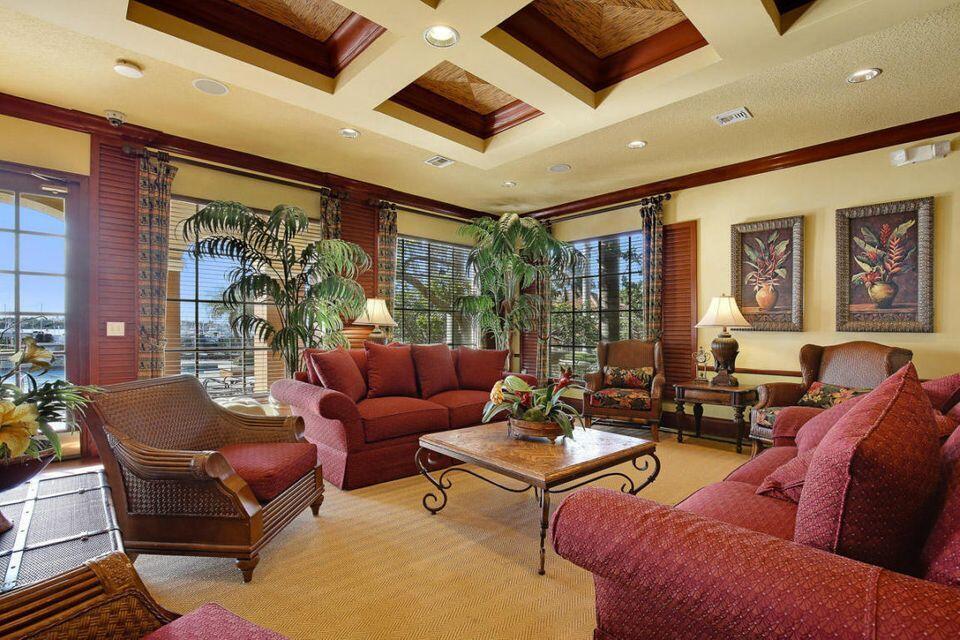 140 Yacht Club Way 206 Property Photo 28
