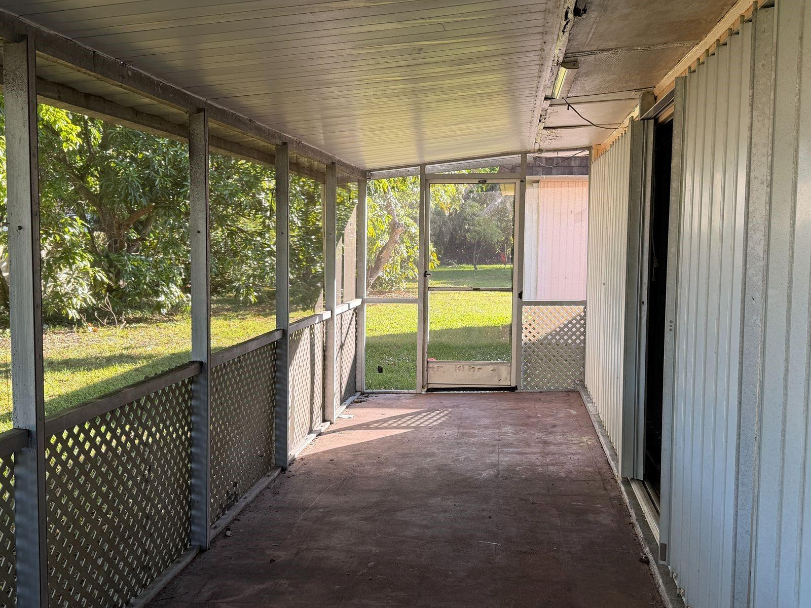 7101 Nw 68th Street Property Photo 11