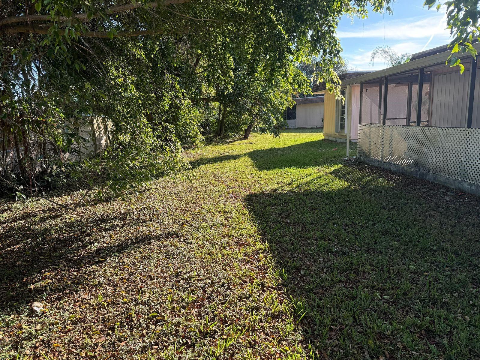7101 Nw 68th Street Property Photo 12