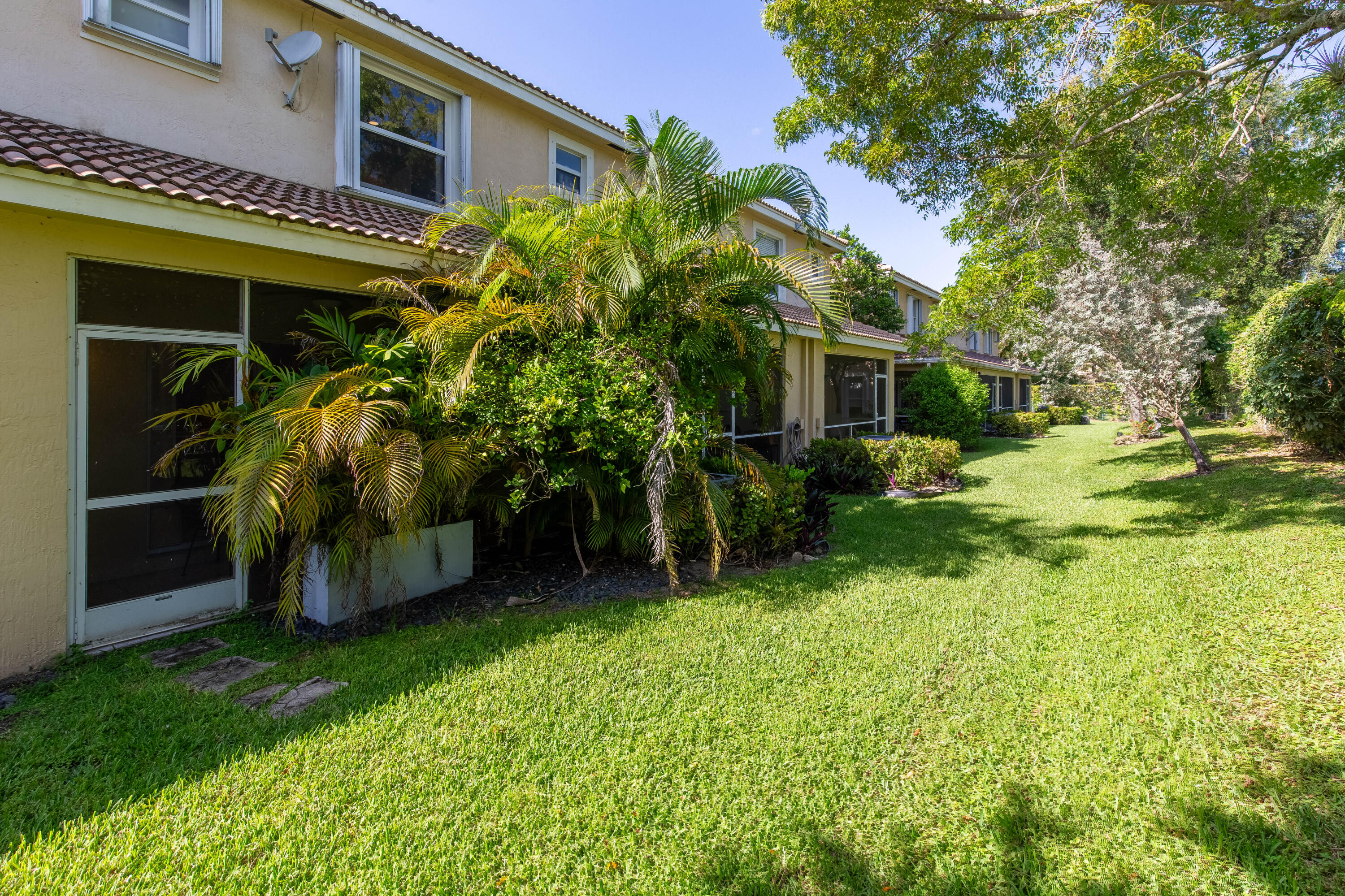 13792 Creston Place Property Photo 10