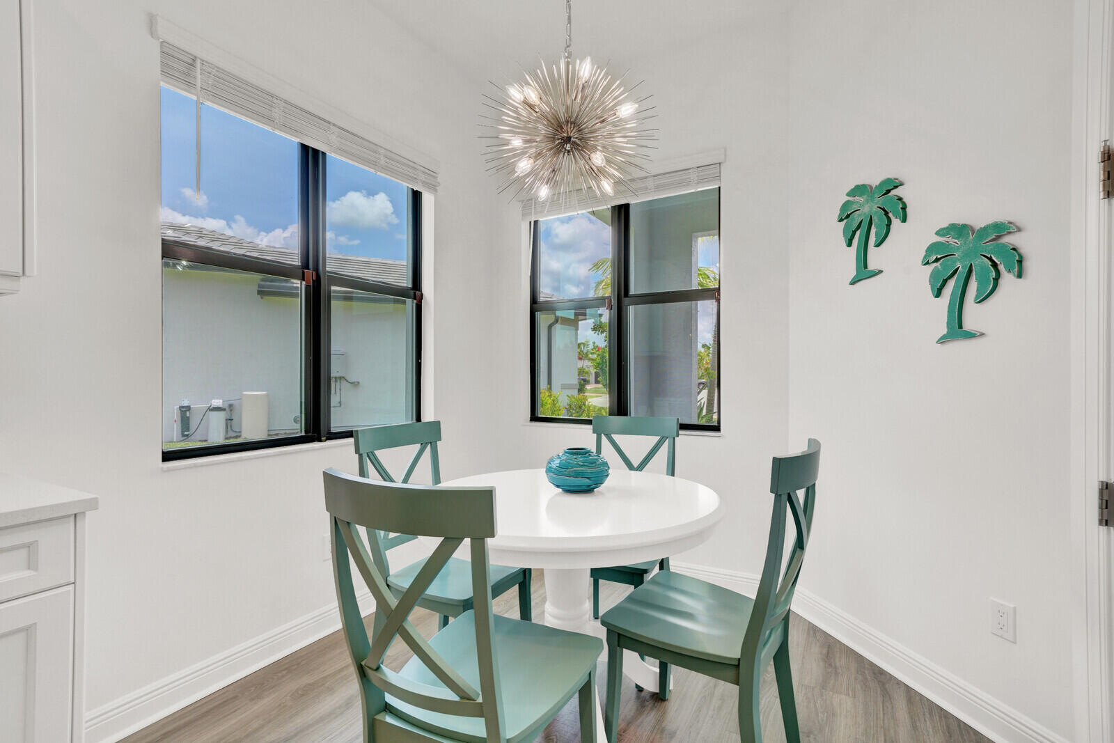 15851 Alys Terrace Property Photo 10