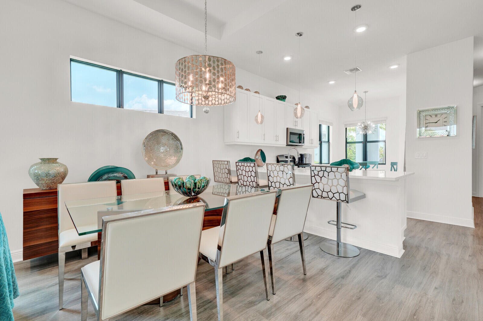 15851 Alys Terrace Property Photo 13