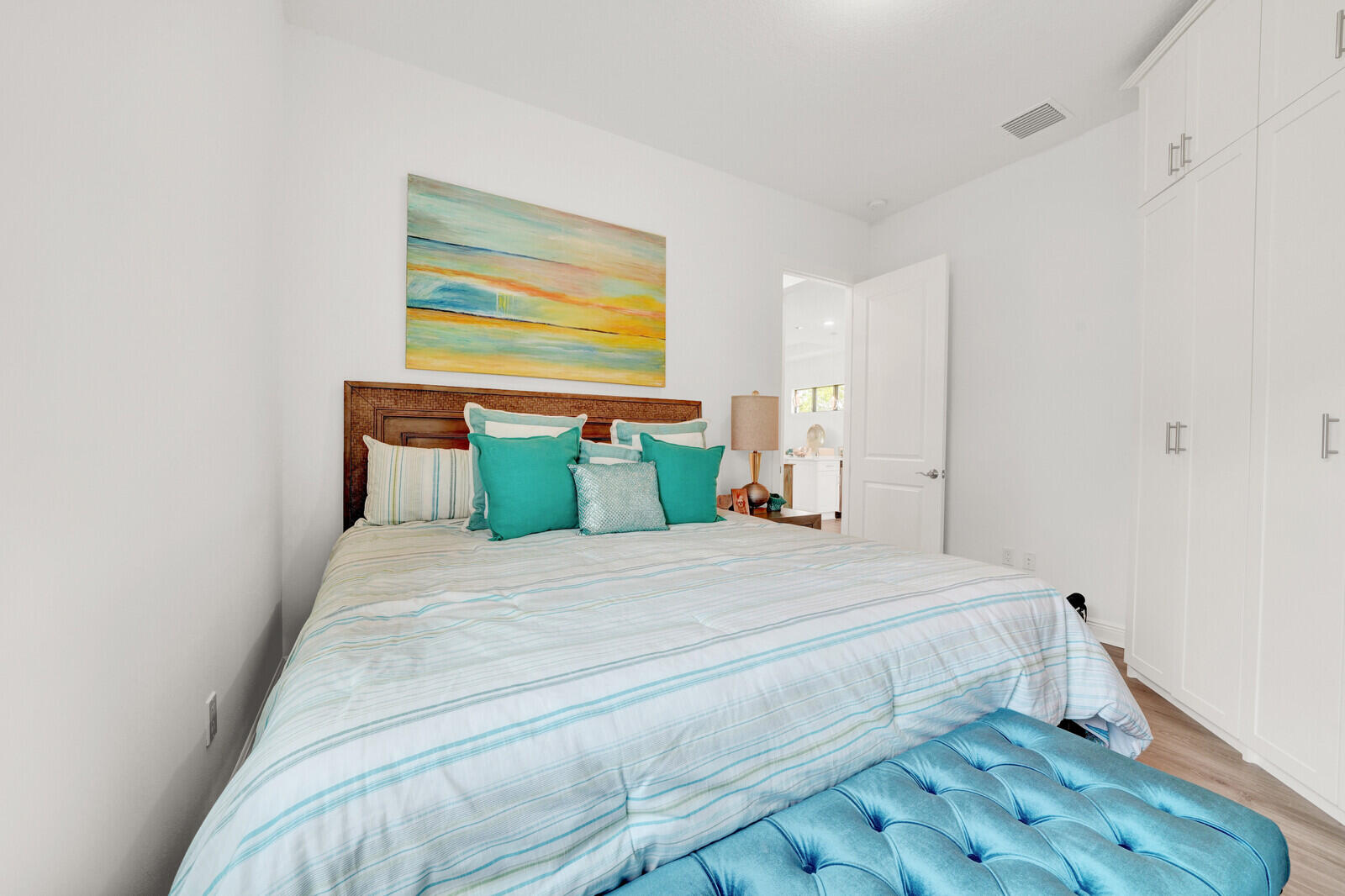 15851 Alys Terrace Property Photo 28