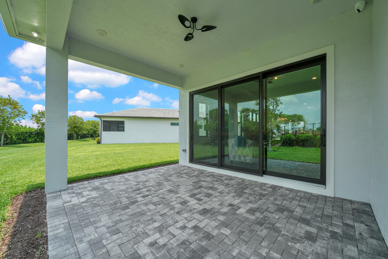 15851 Alys Terrace Property Photo 32