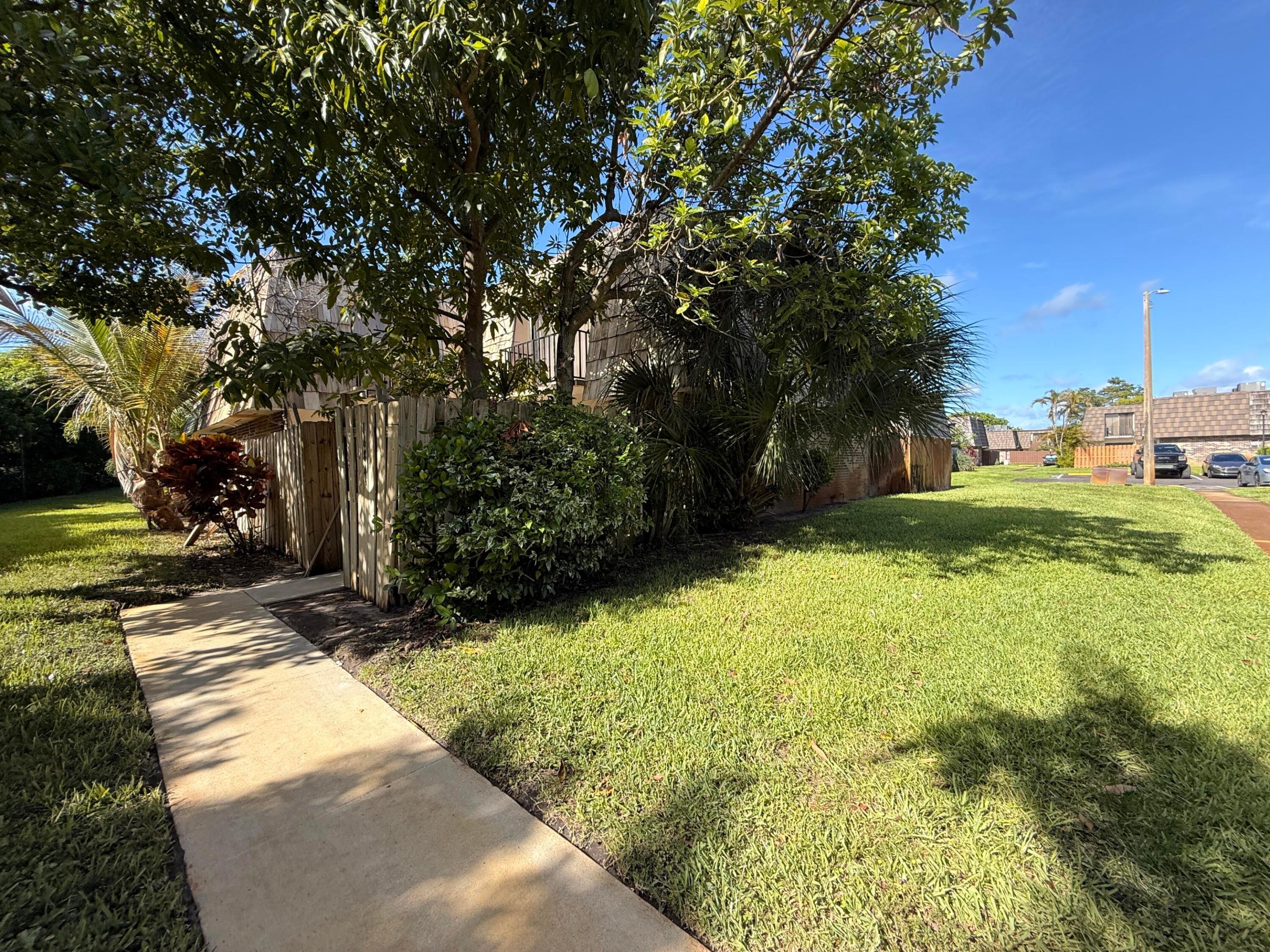 1684 Forest Lakes Circle A Property Photo 8