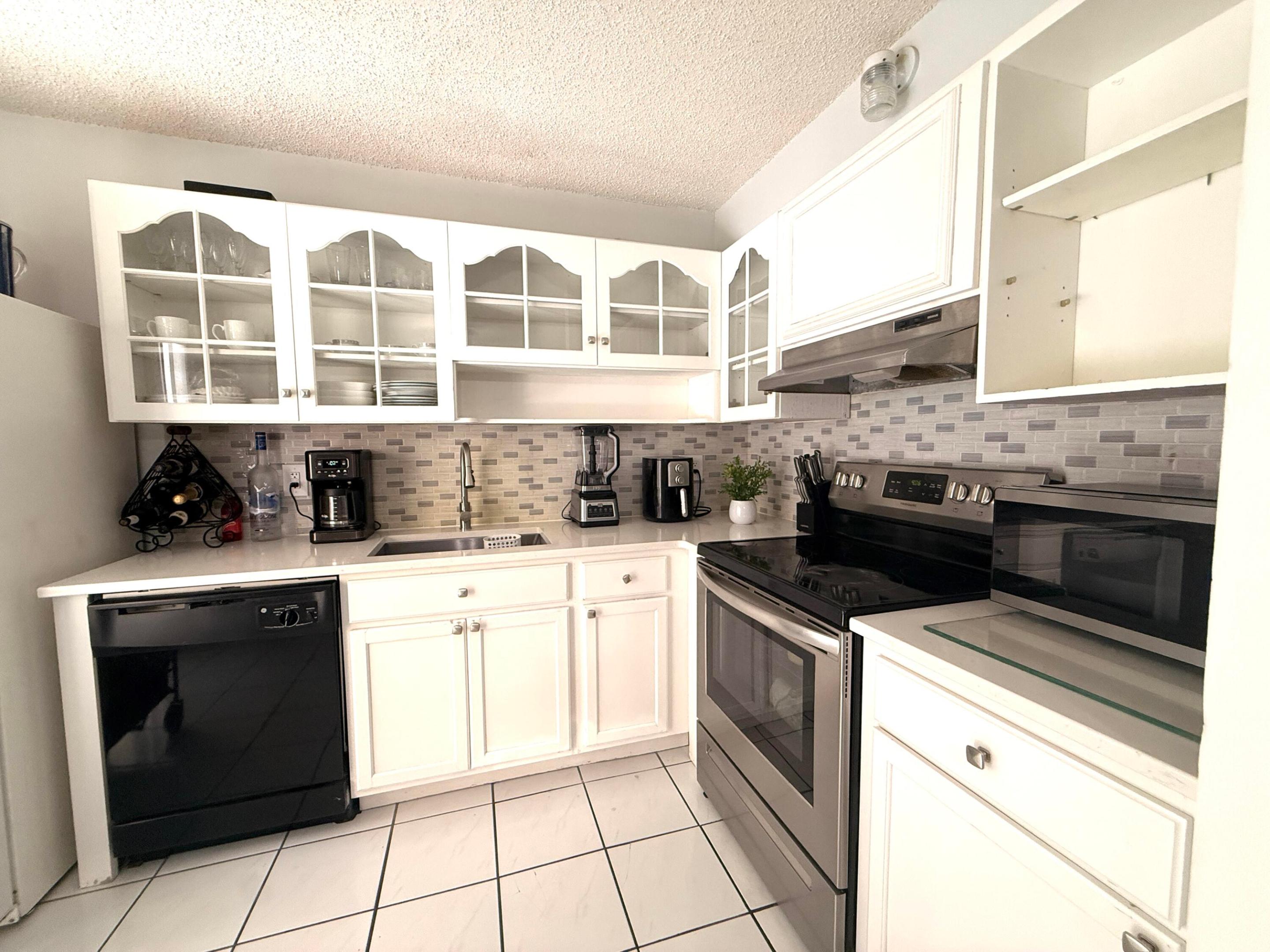 1684 Forest Lakes Circle A Property Photo 25