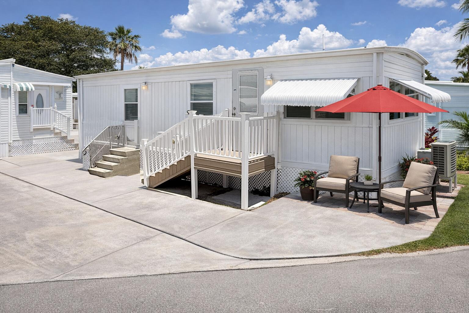 206 Eagle Drive E Property Photo 1