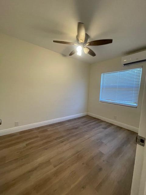 304 N Tamarind Avenue Property Photo 12