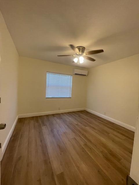 304 N Tamarind Avenue Property Photo 15