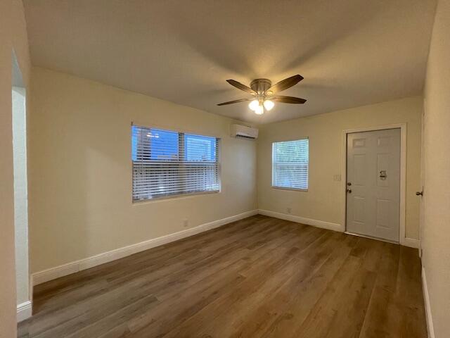 304 N Tamarind Avenue Property Photo 19