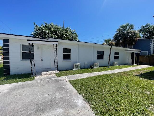 304 N Tamarind Avenue Property Photo 31