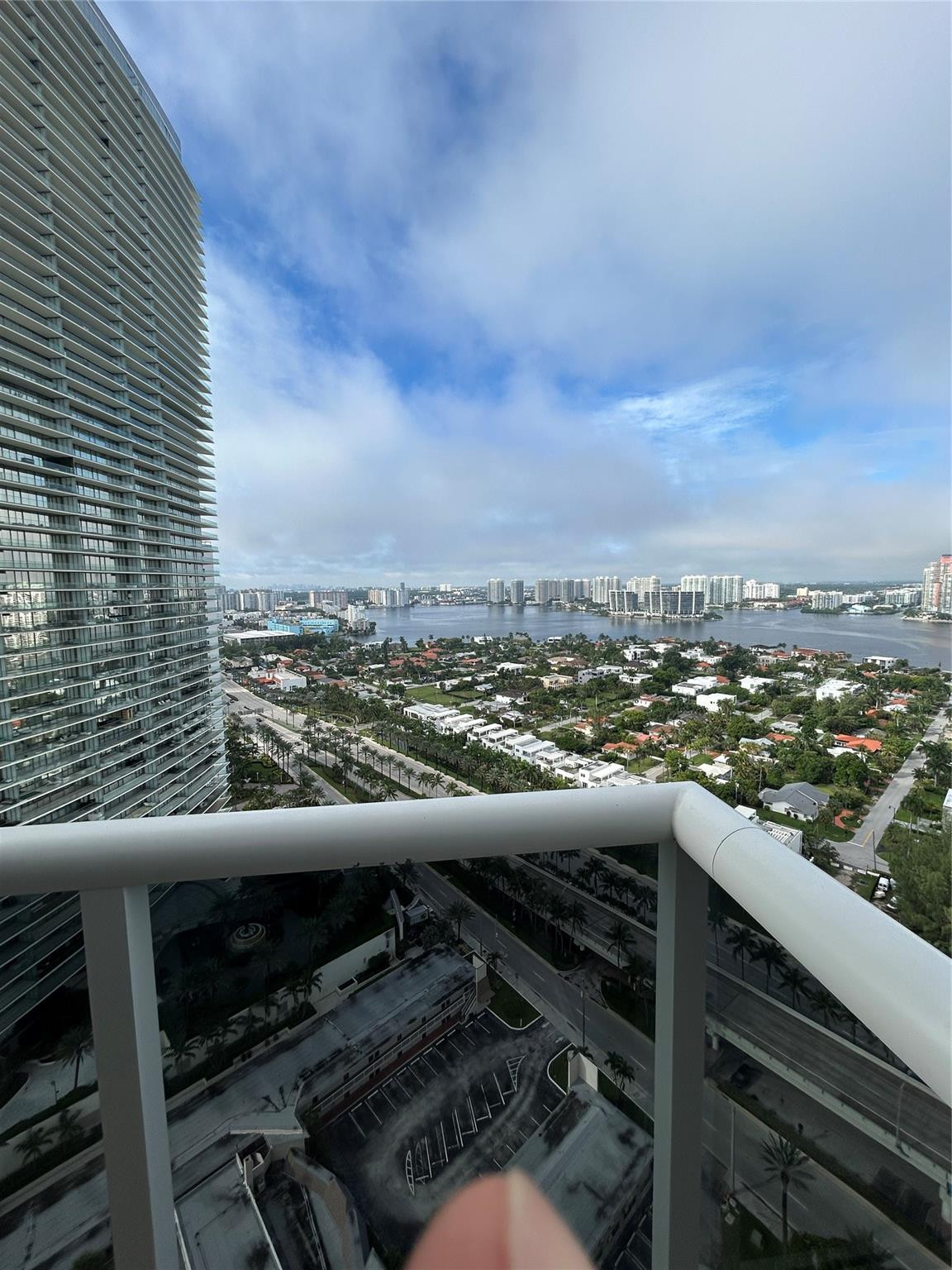 19111 Collins Avenue 2807 Property Photo 3