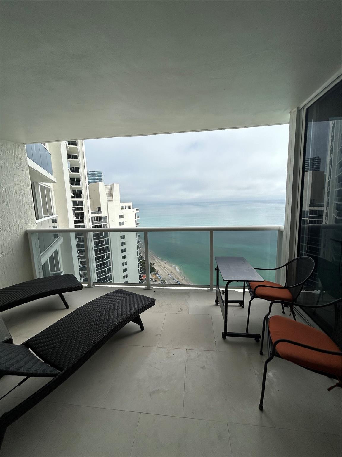 19111 Collins Avenue 2807 Property Photo 10