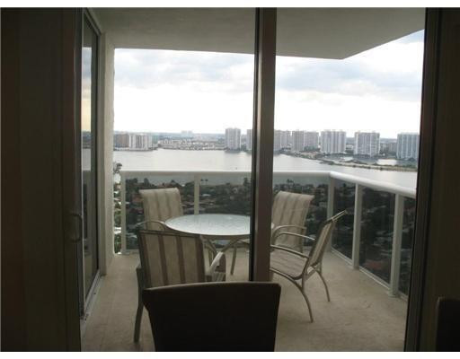 19111 Collins Avenue 2807 Property Photo 12