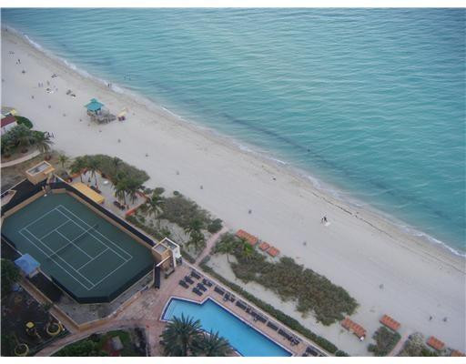 19111 Collins Avenue 2807 Property Photo 15