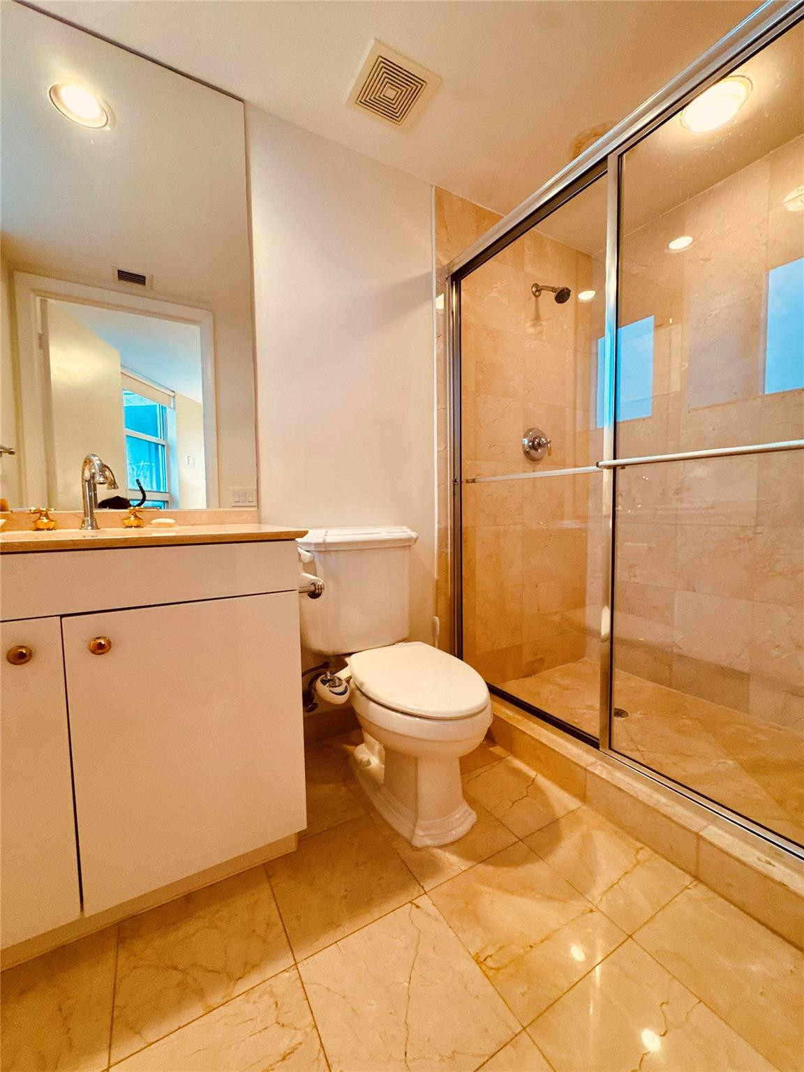 19111 Collins Avenue 2807 Property Photo 28