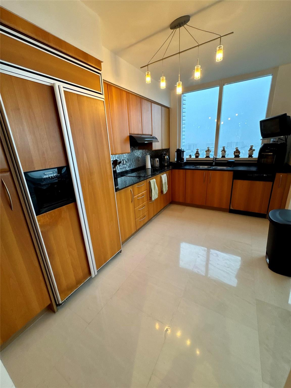 19111 Collins Avenue 2807 Property Photo 31