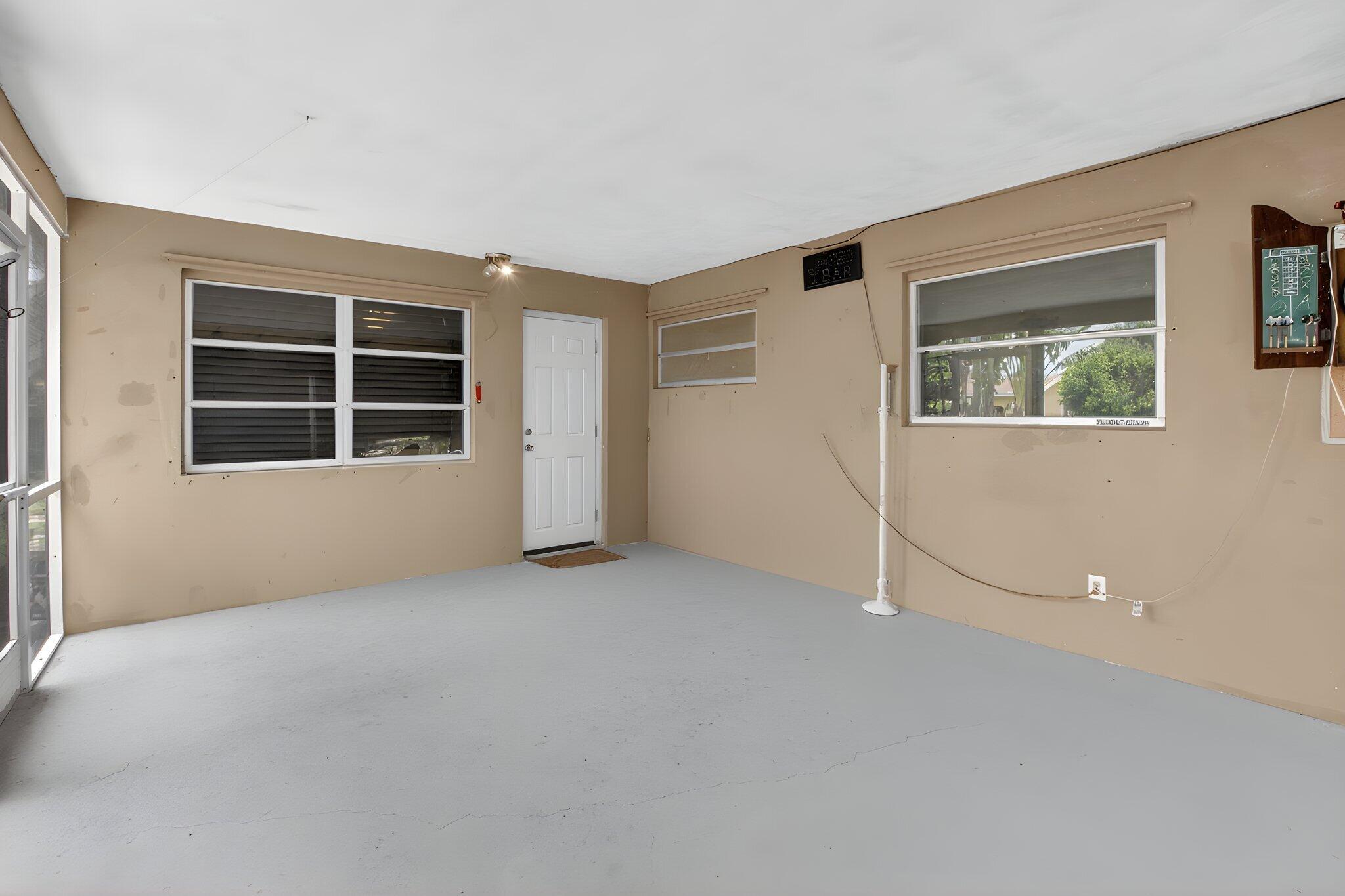 220 Sw 10th Avenue Property Photo 36