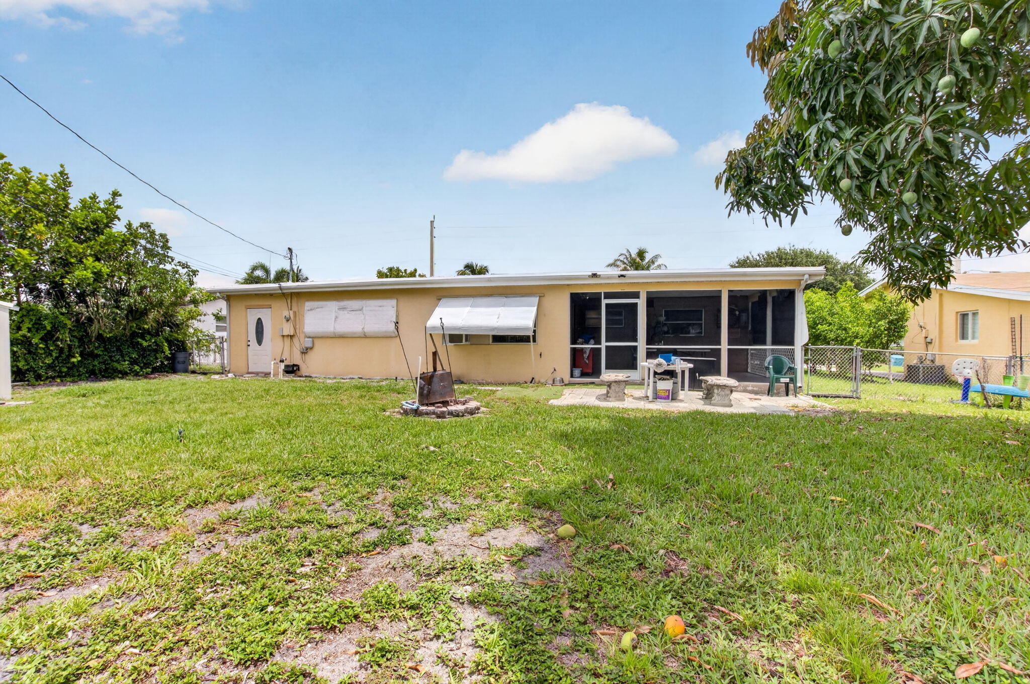 220 Sw 10th Avenue Property Photo 42