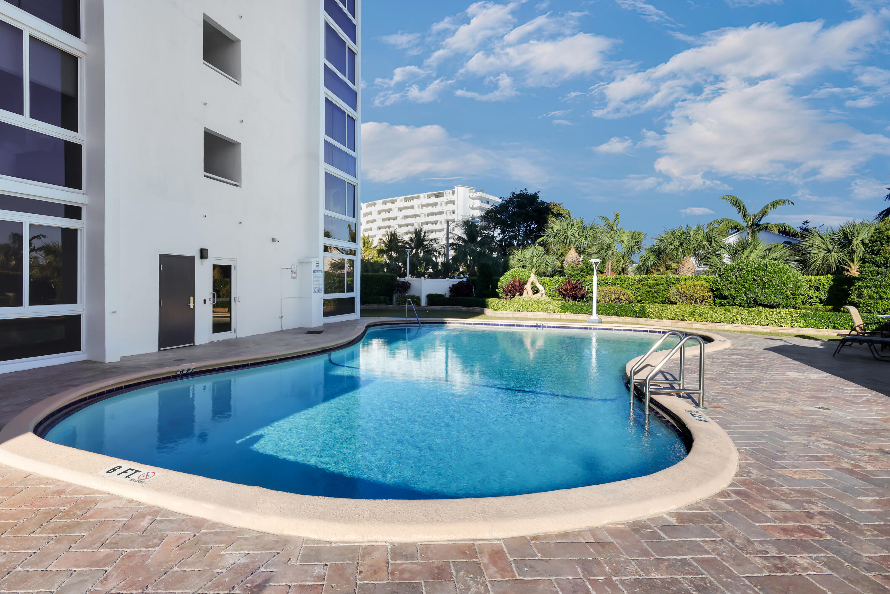 2715 N Ocean Boulevard 10c Property Photo 17
