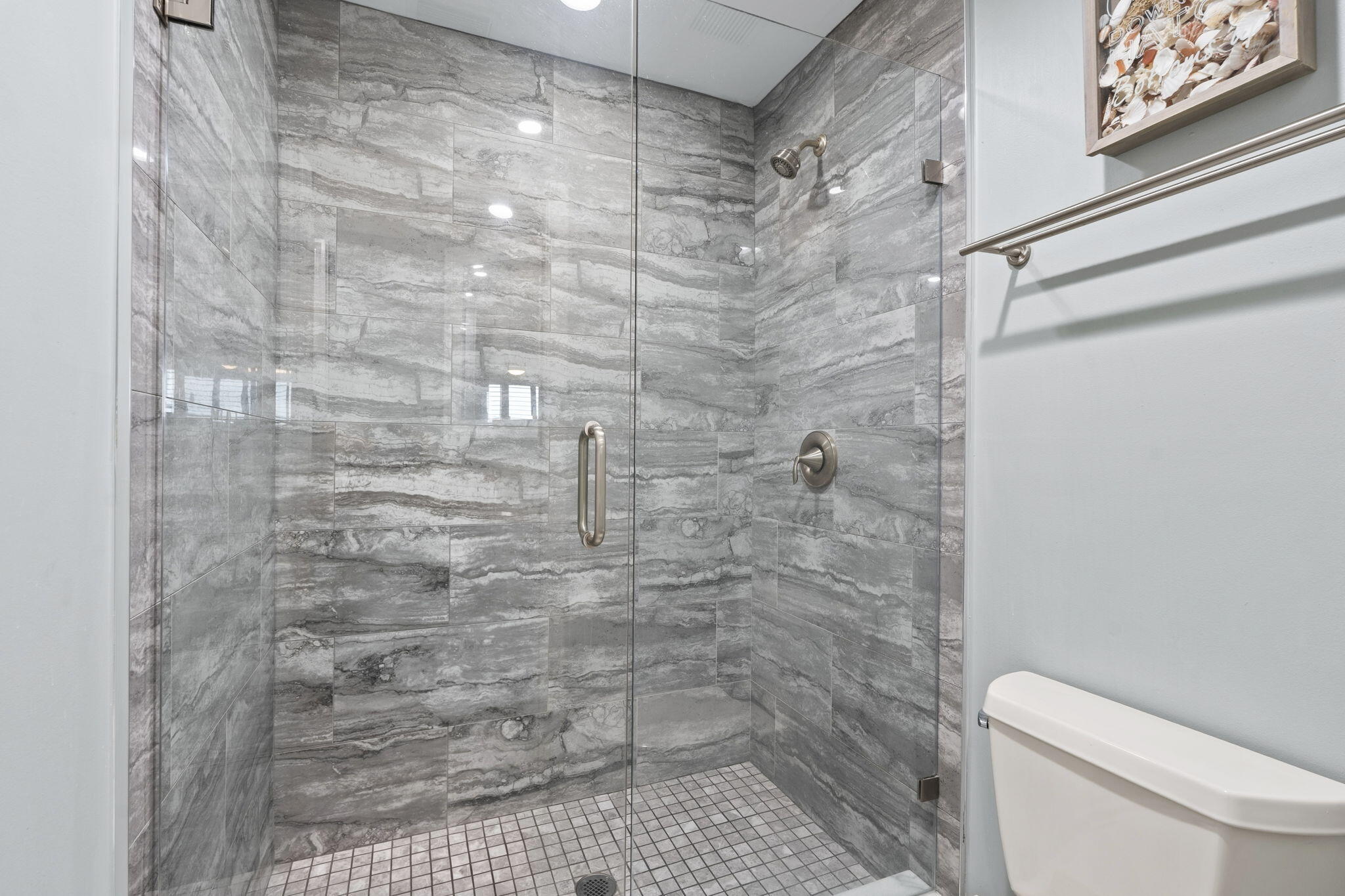 6102 Se Landing Way 14 Property Photo 8