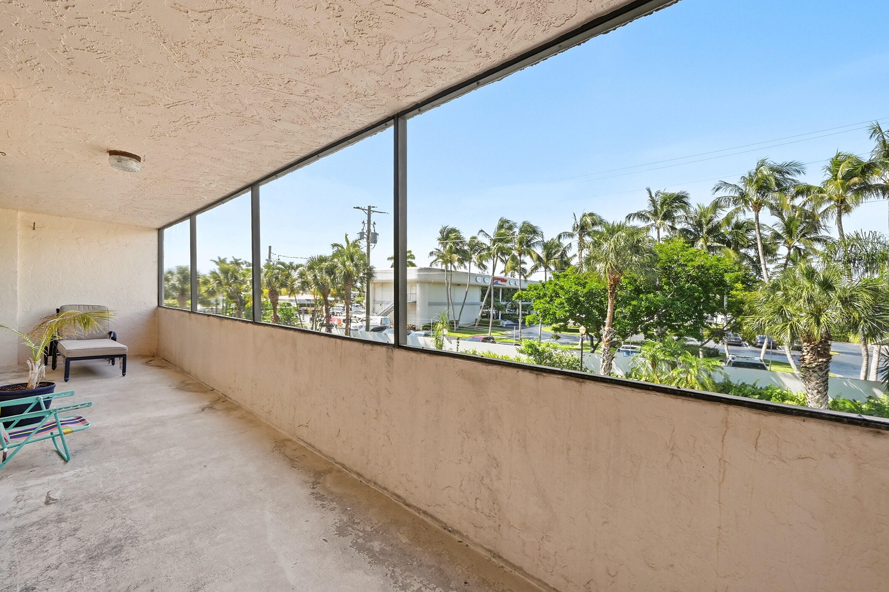 740 S Federal Highway 208 Property Photo 26