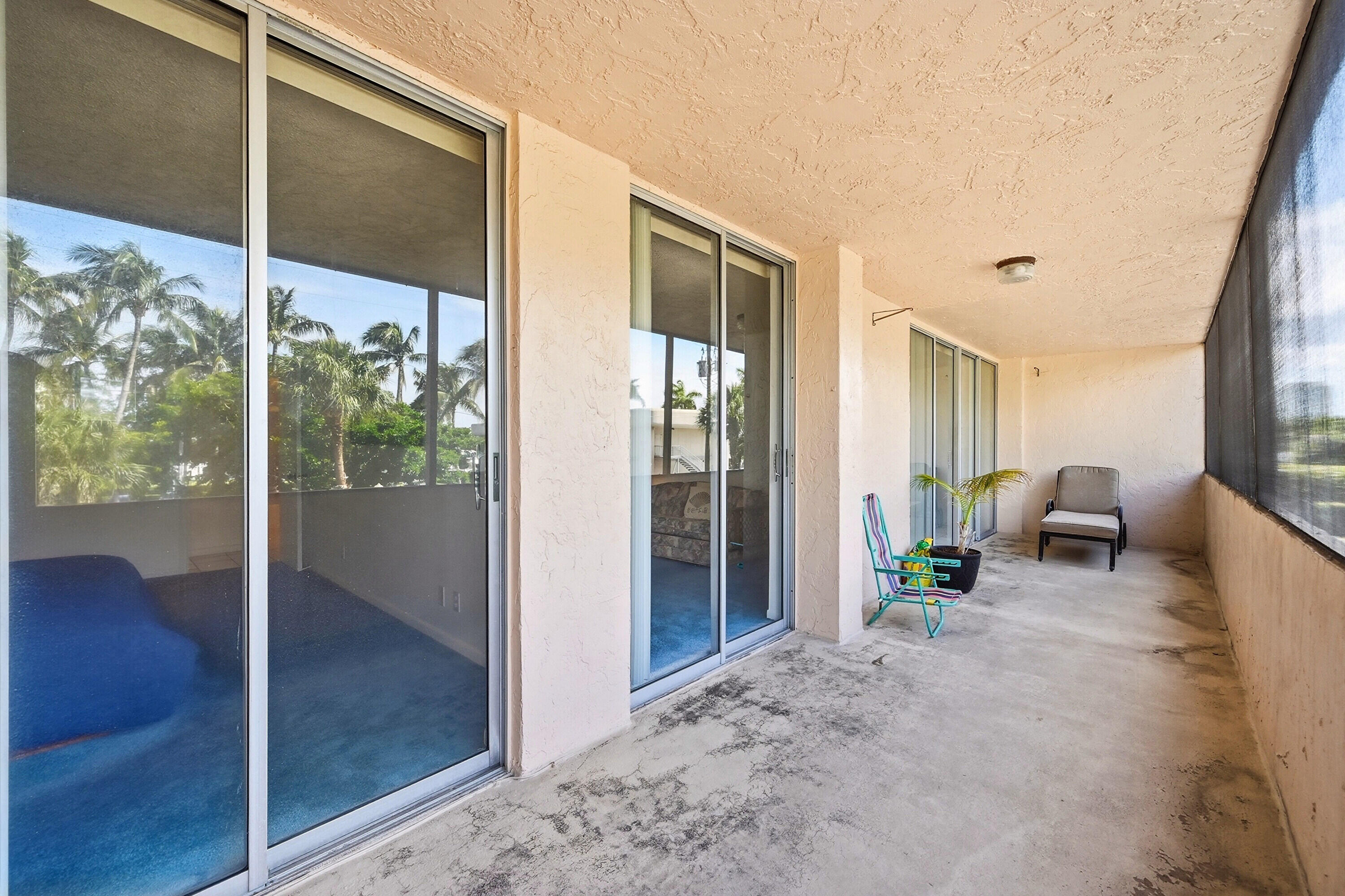 740 S Federal Highway 208 Property Photo 27
