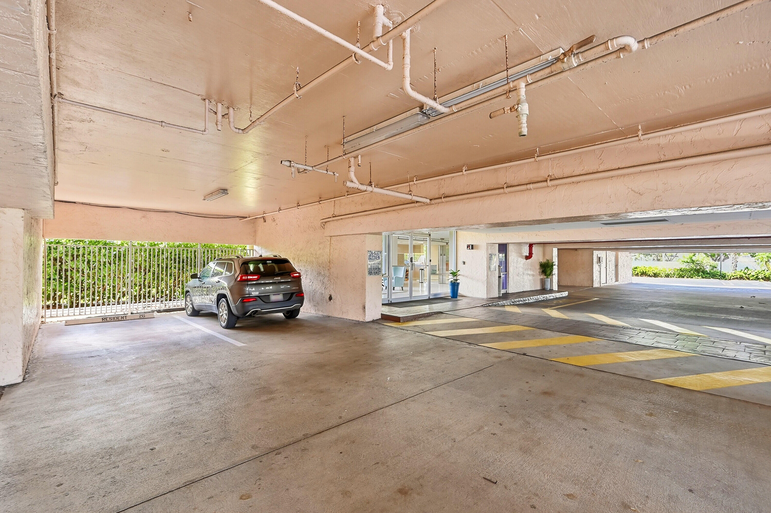 740 S Federal Highway 208 Property Photo 31