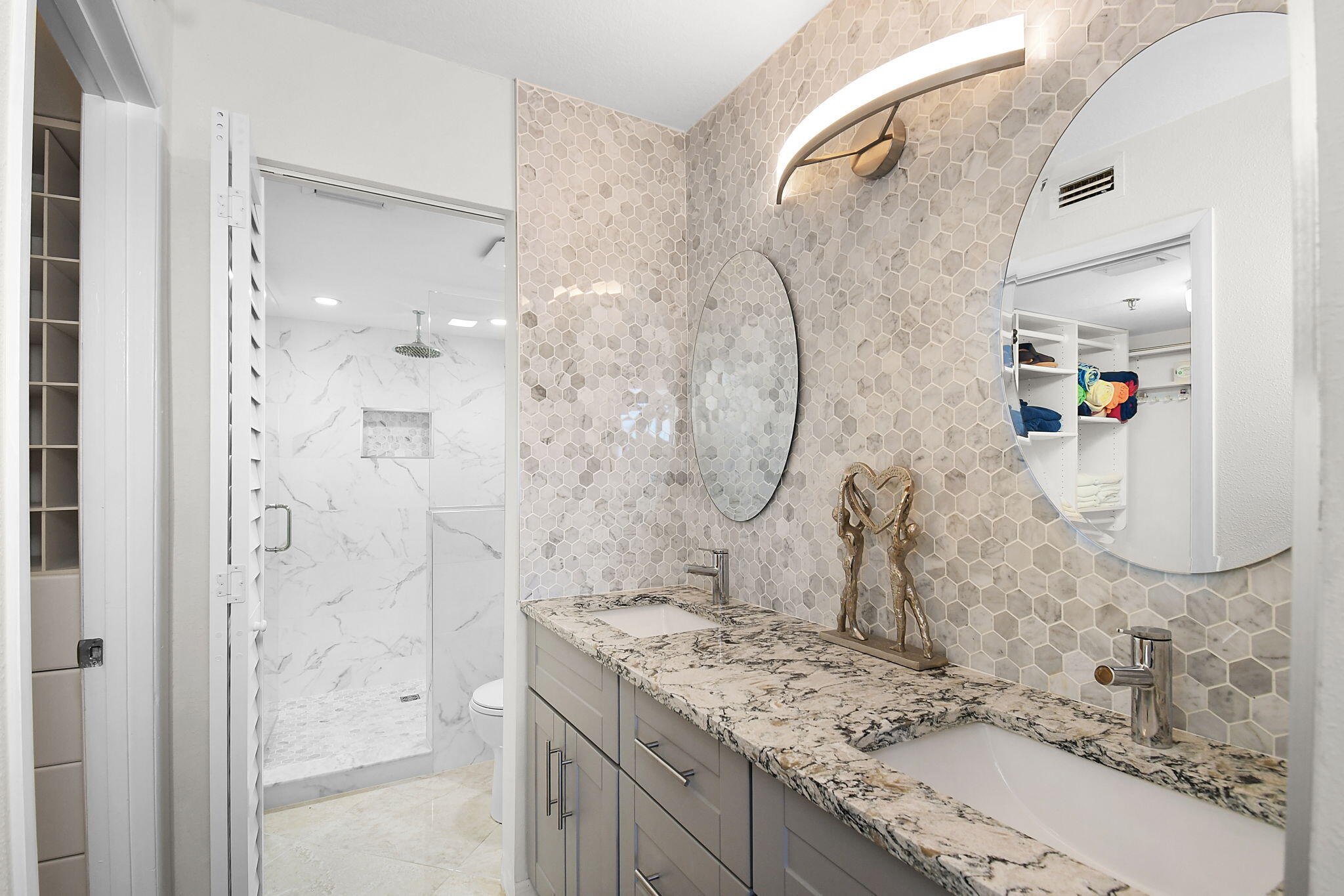 3870 N Highway A1a 805 Property Photo 13
