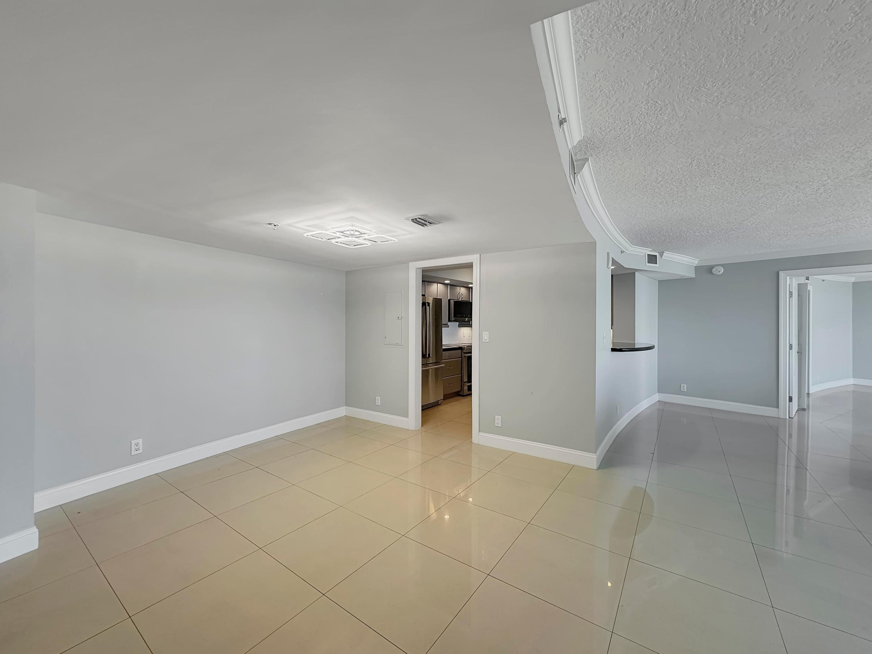 3000 N Ocean Drive 23 E Property Photo 8
