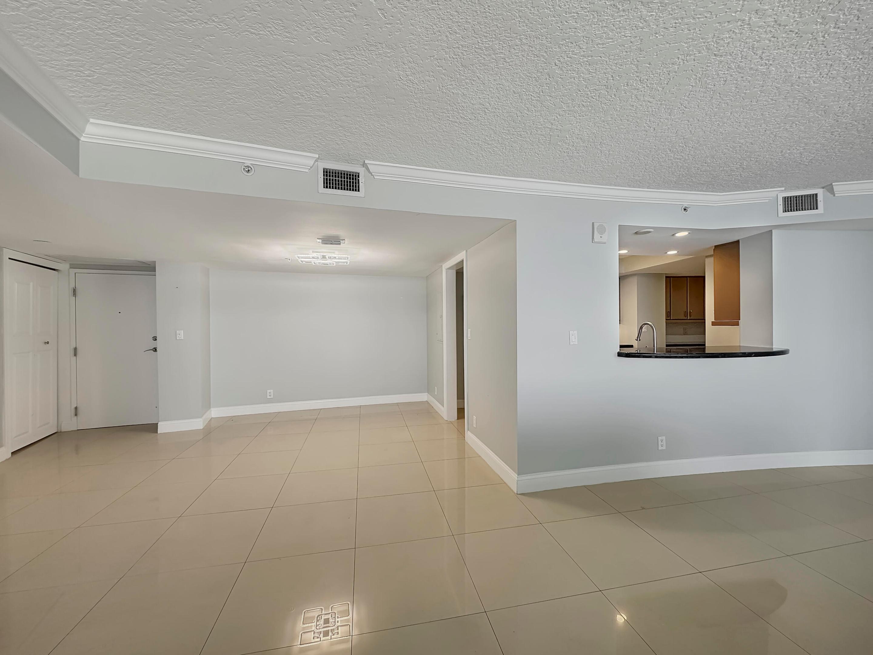 3000 N Ocean Drive 23 E Property Photo 9