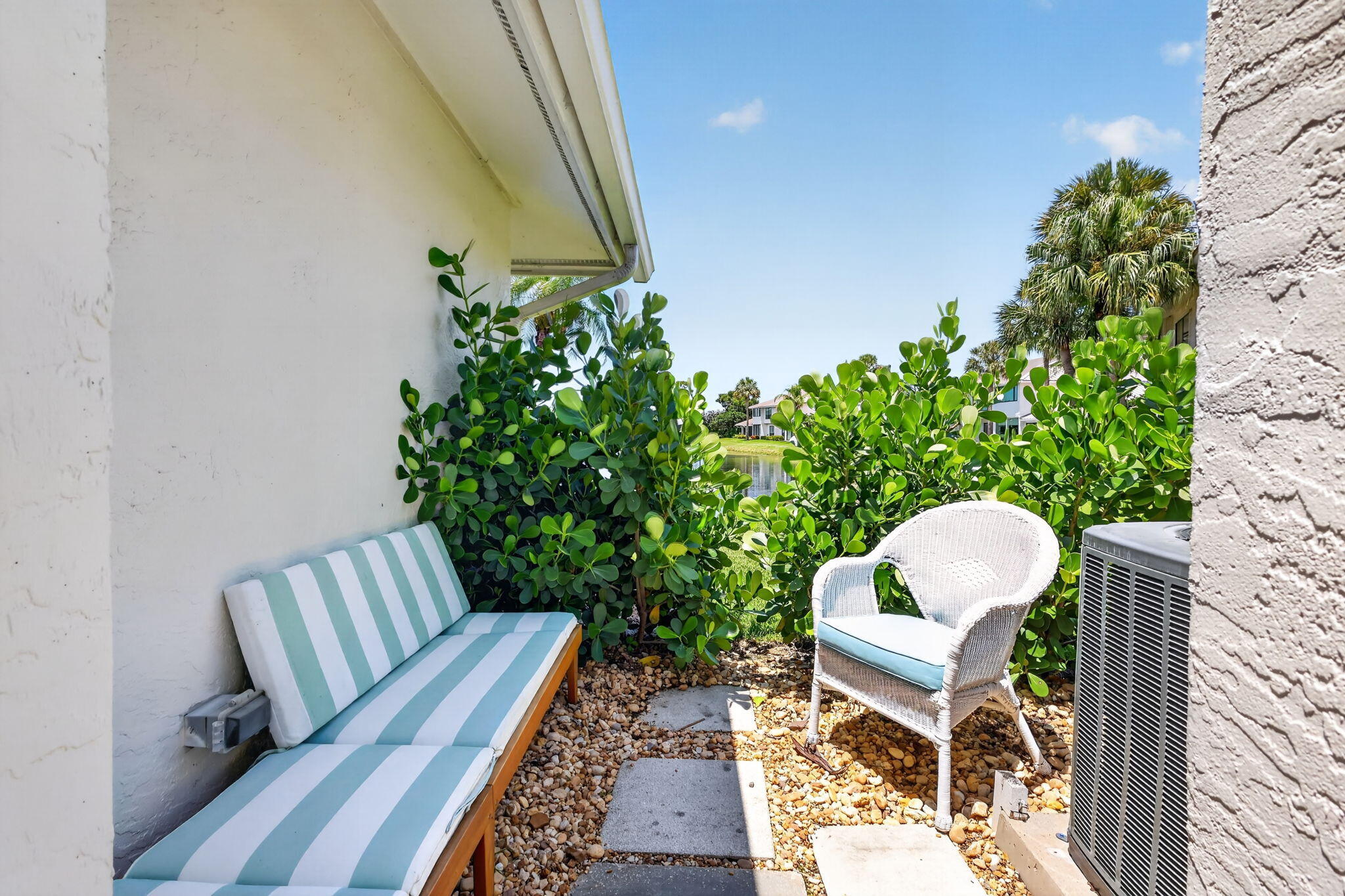5632 Se Foxcross Place Property Photo 16