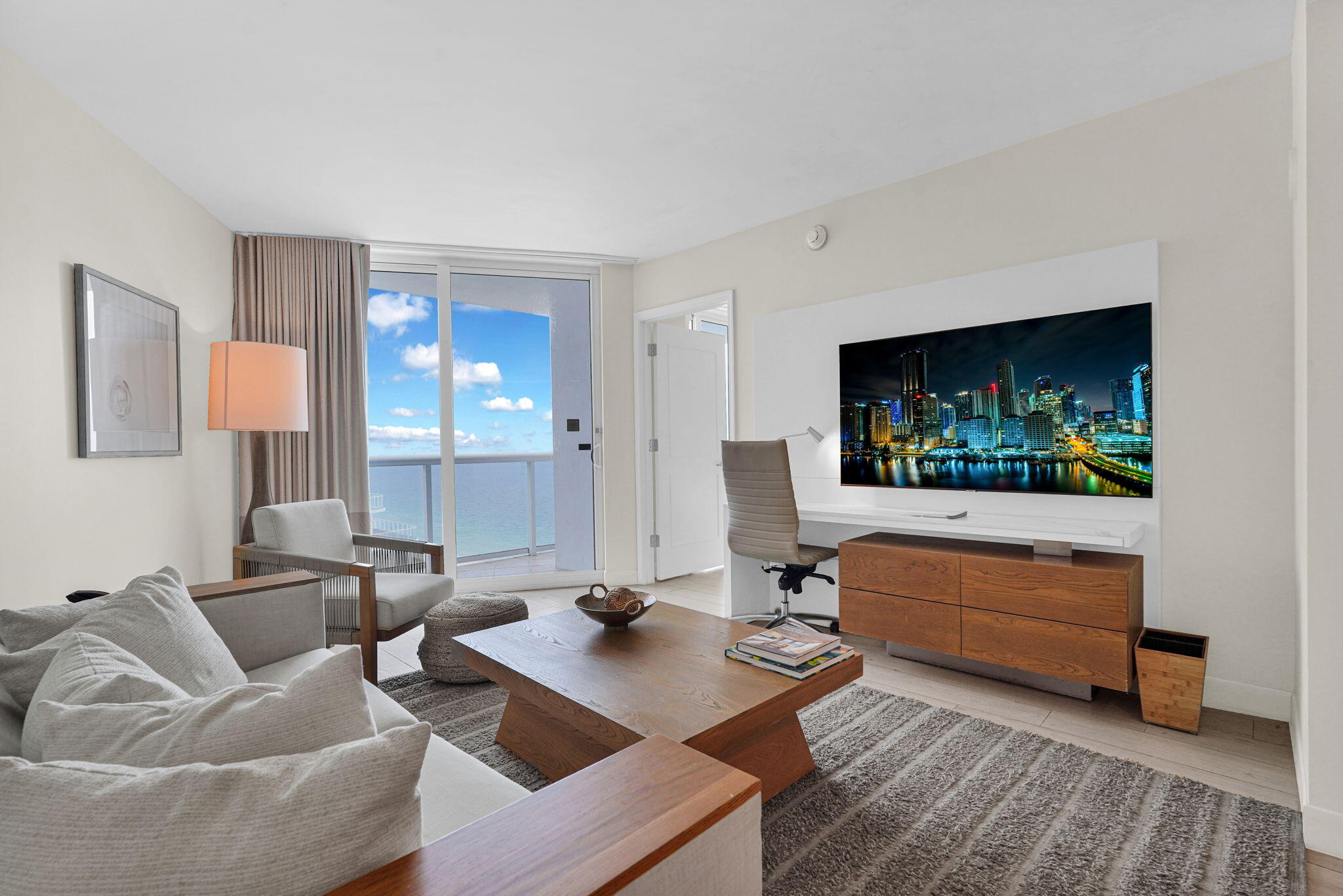 505 N Fort Lauderdale Beach Boulevard 2214 Property Photo 21