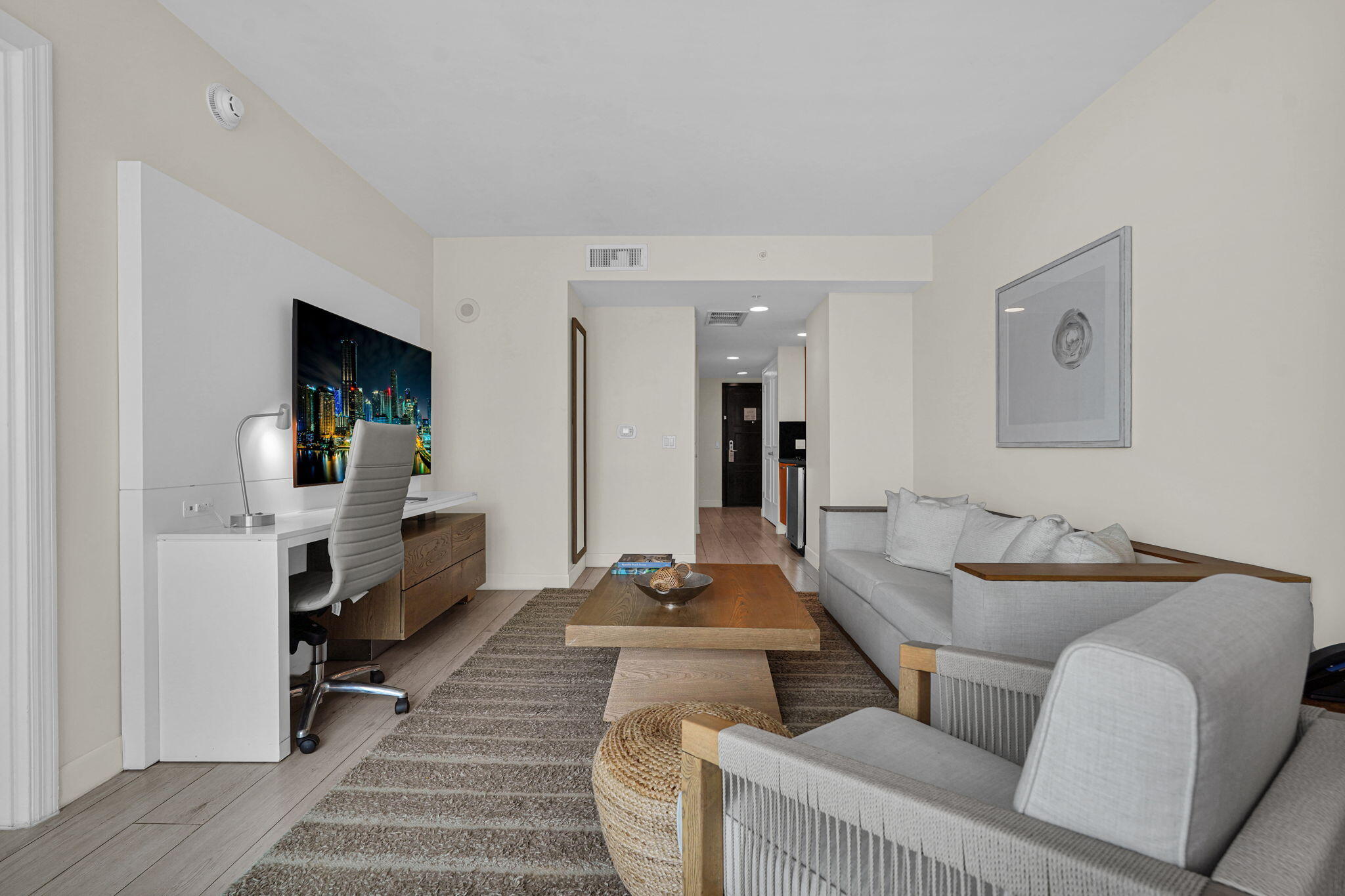 505 N Fort Lauderdale Beach Boulevard 2214 Property Photo 22
