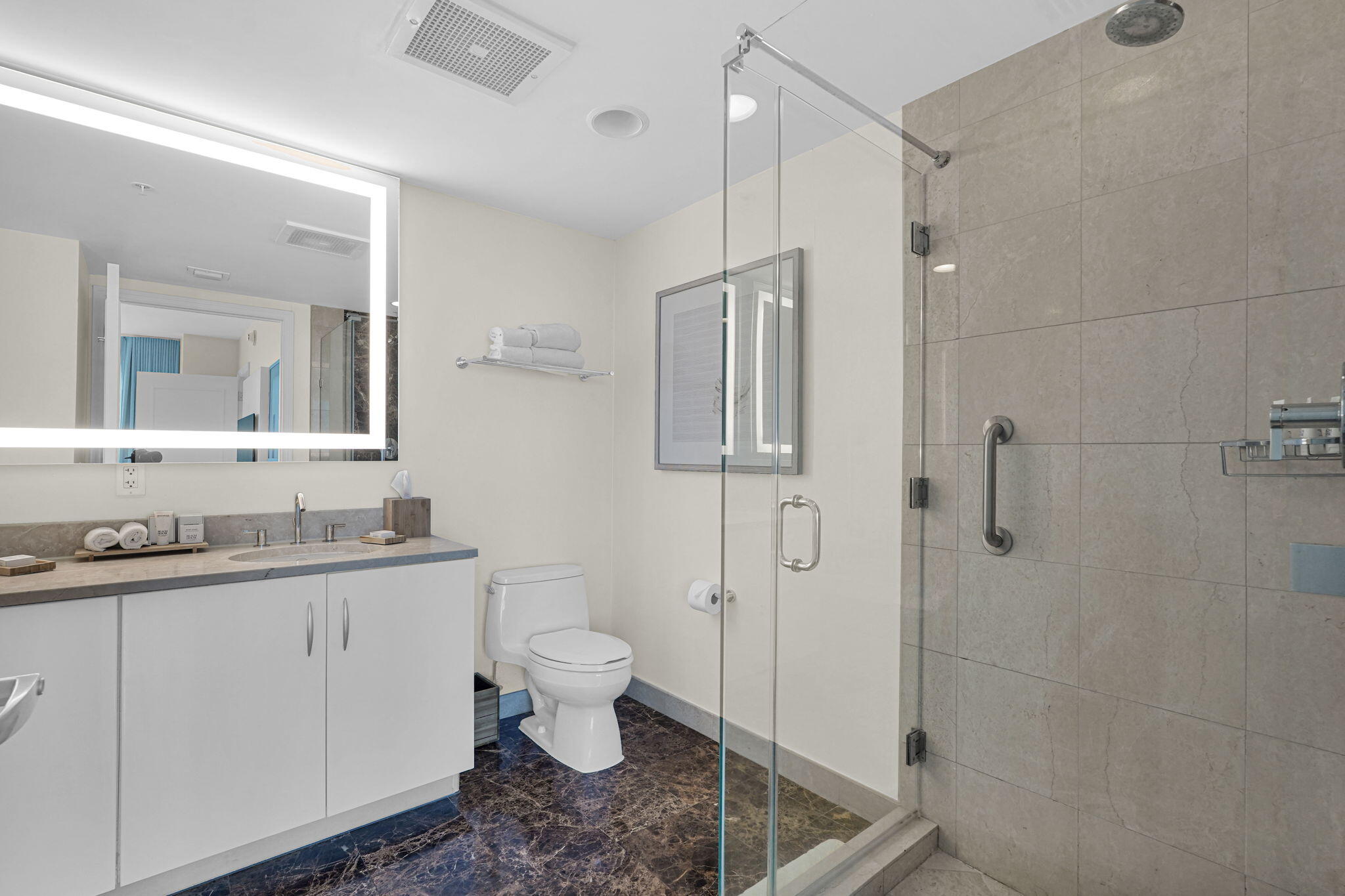505 N Fort Lauderdale Beach Boulevard 2214 Property Photo 34