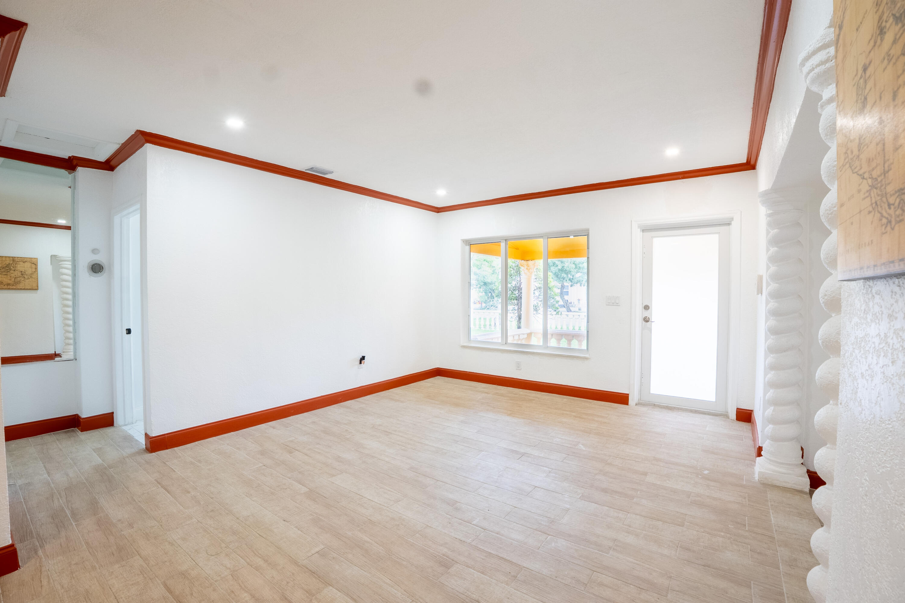 1331 Nw 87th Street Property Photo 4