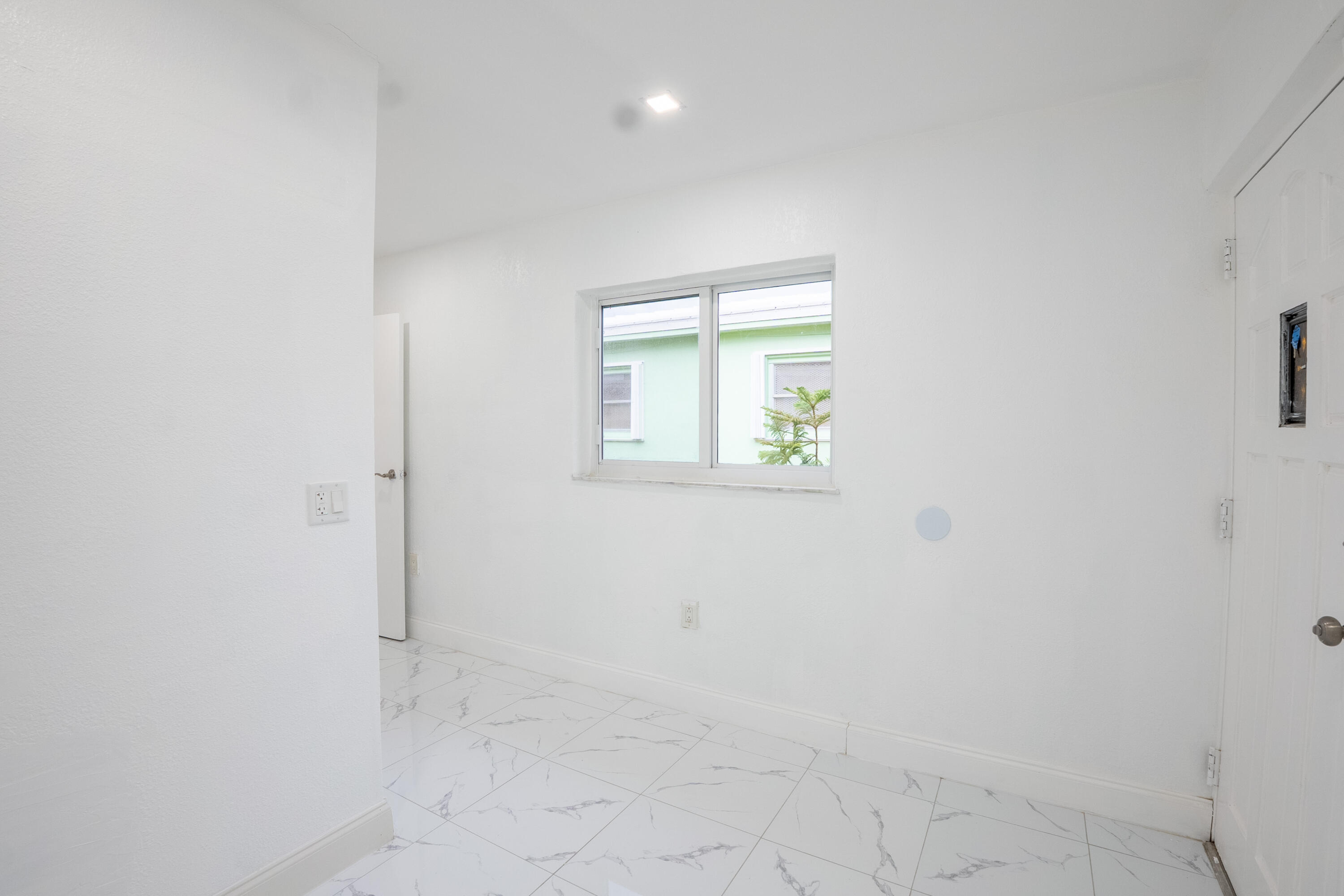1331 Nw 87th Street Property Photo 21