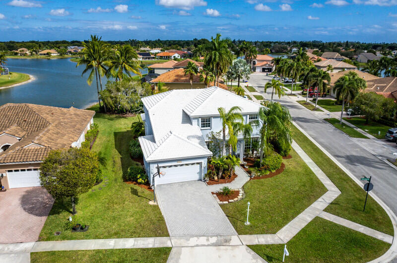 21958 Palm Grass Drive Property Photo 5