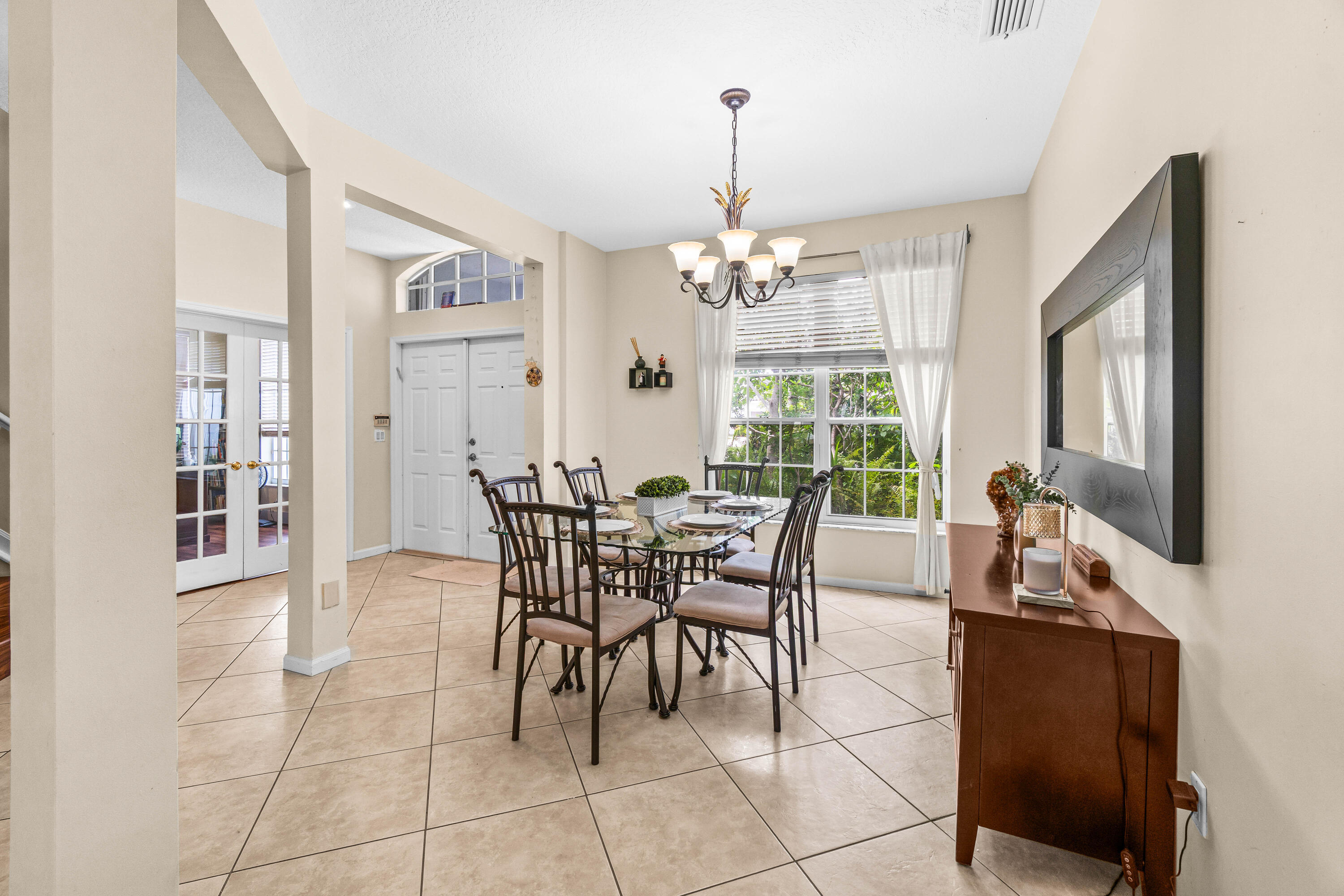 21958 Palm Grass Drive Property Photo 6
