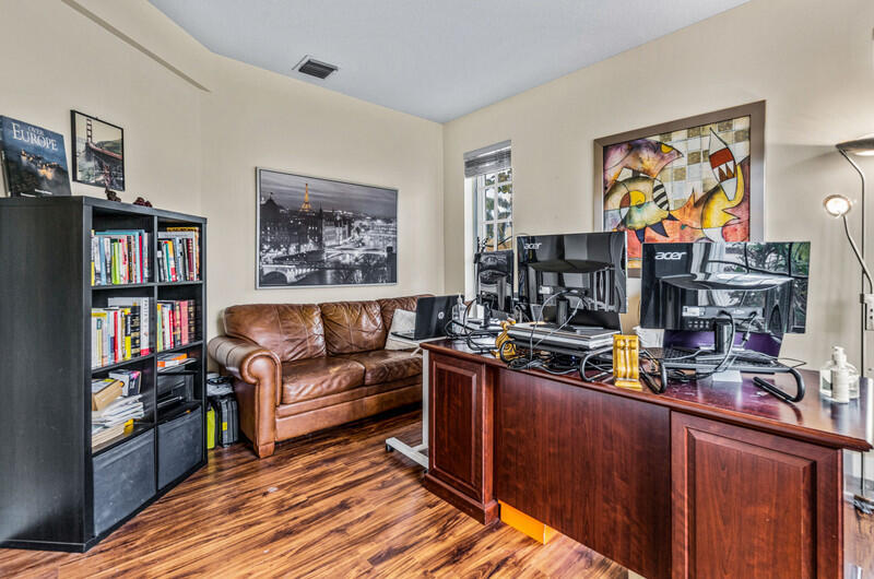 21958 Palm Grass Drive Property Photo 14