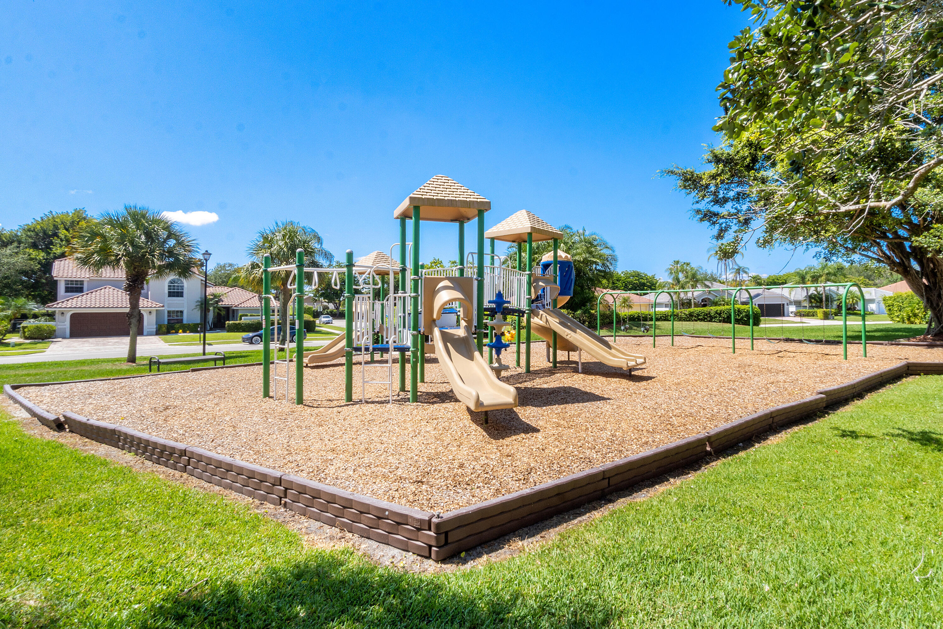 21958 Palm Grass Drive Property Photo 47