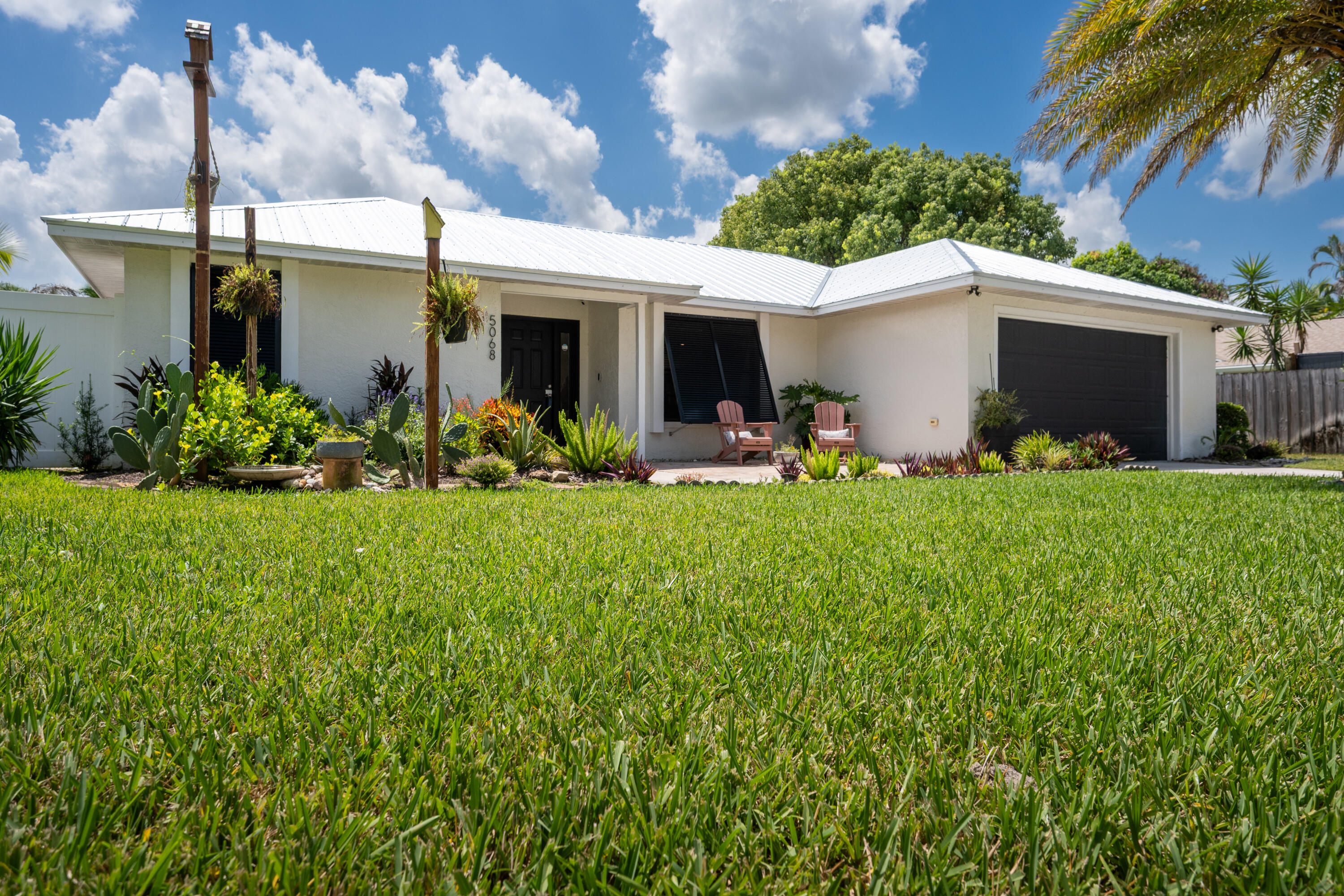 5068 Se Major Way Property Photo 1