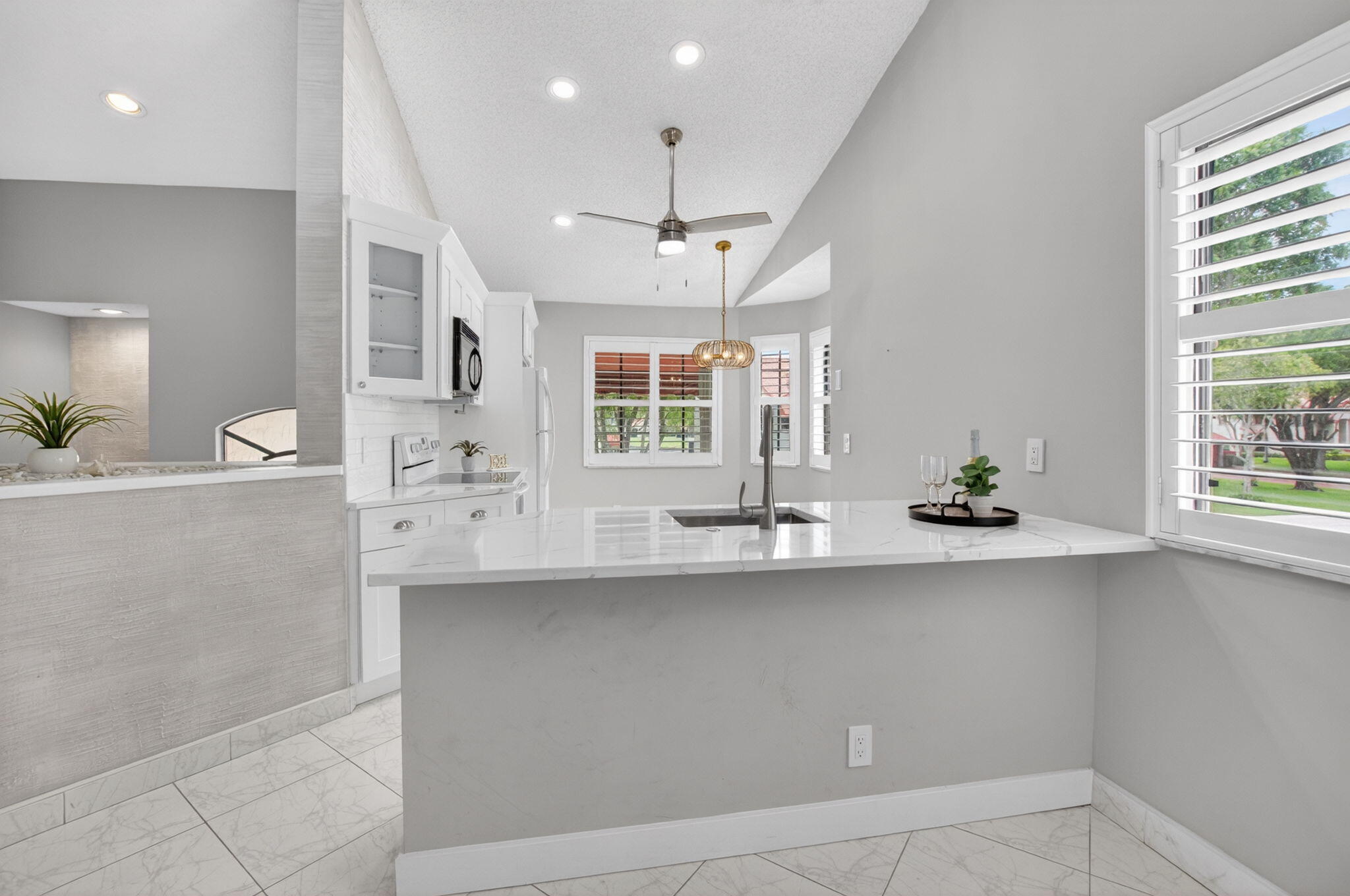 7844 Lexington Club Boulevard C Property Photo 2